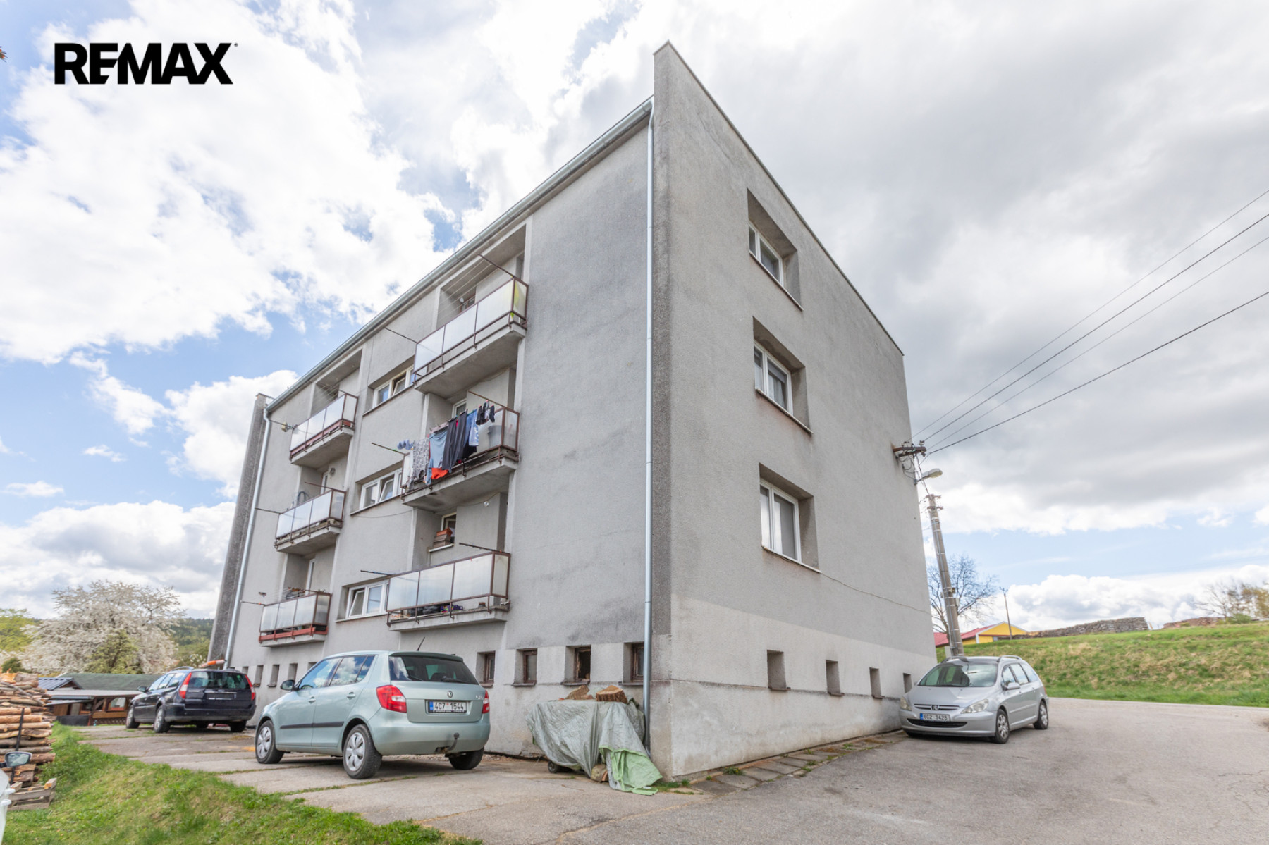 Bytový dům, 6x byt 3+1, Besednice