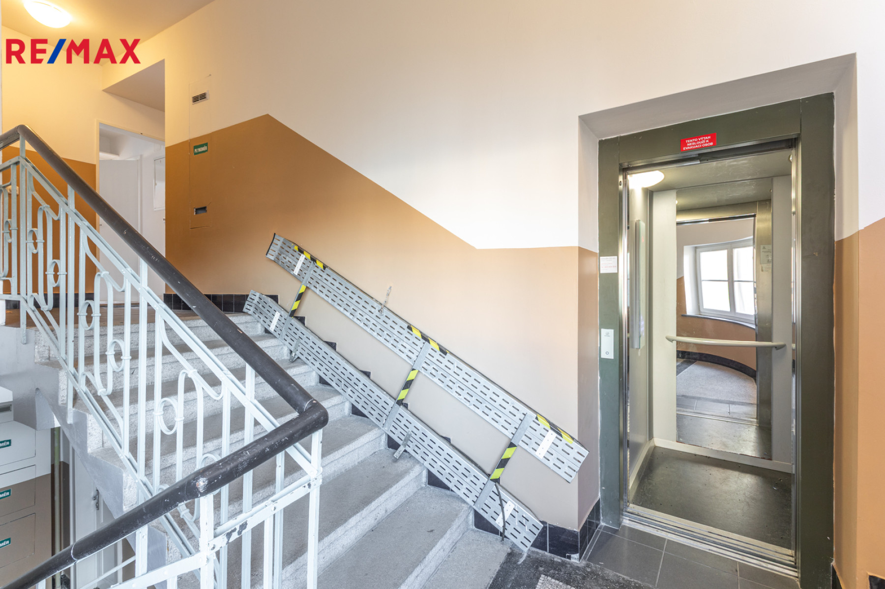 Prodej bytu 2+kk 72 m² Boleslavská, Praha - Vinohrady