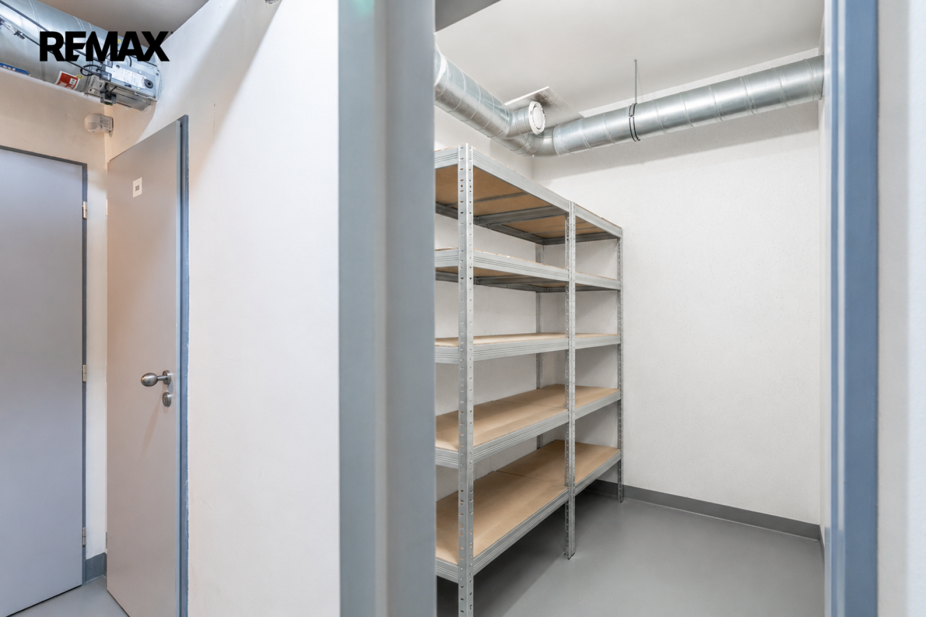 Prodej bytu 2+kk, 70,4 m², 2 balkony, garážové stání a sklep, Praha 9 – Letňany