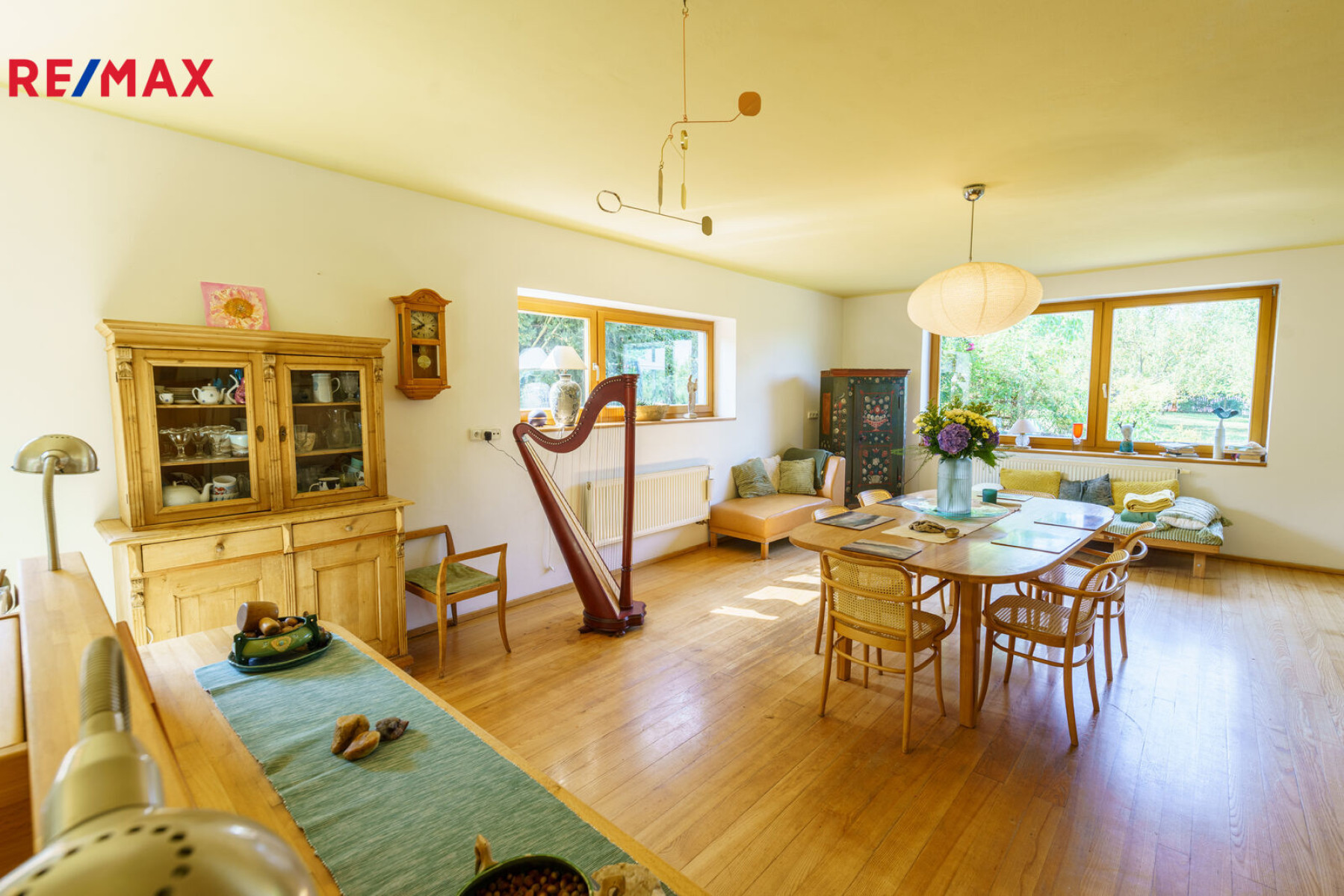 Nabídka rodinného domu 5+2 se zahradou 1040 m2, Svárov