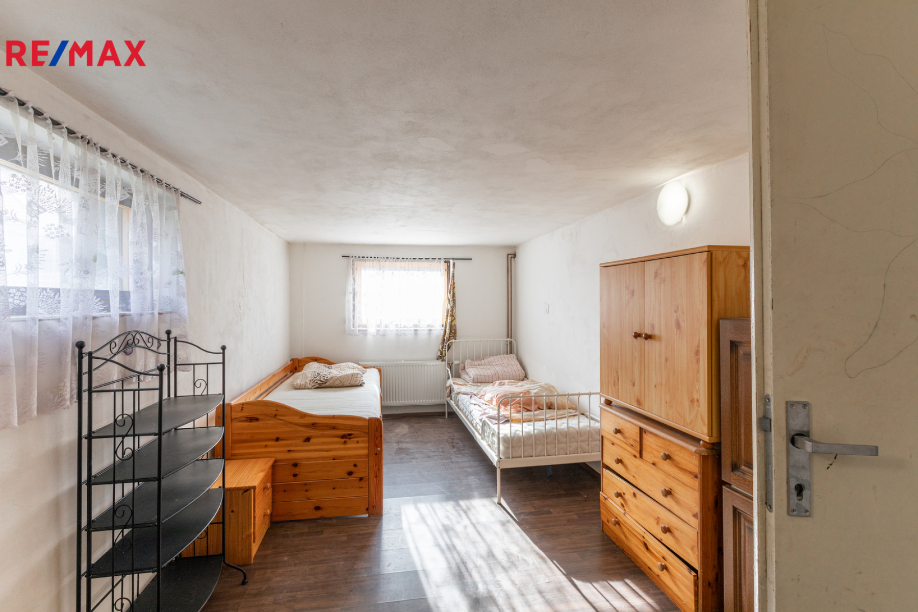 Prodej vícegeneračního rodinného domu 214 m² s pozemkem 477 m², Roztoky