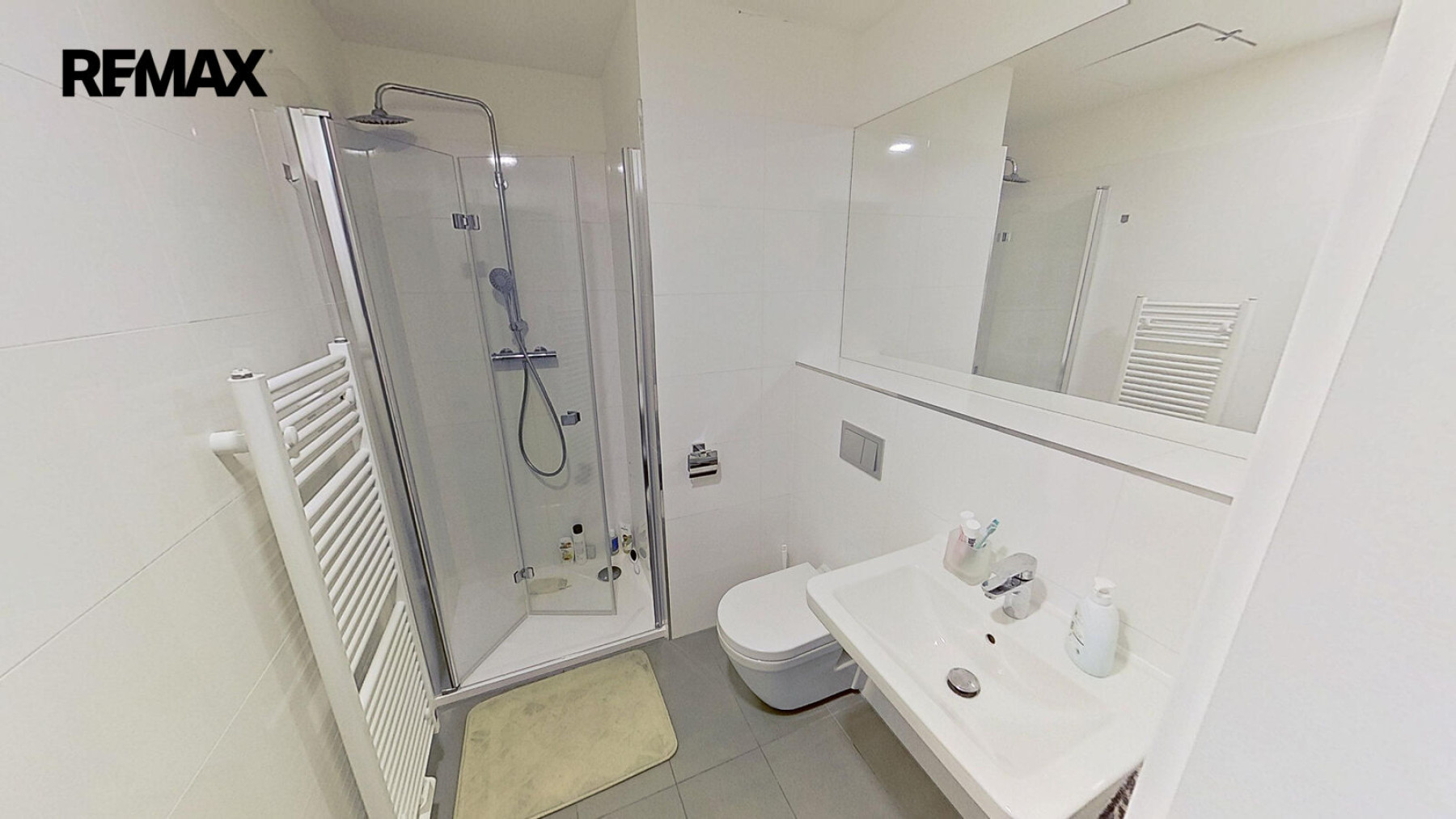 Prodej moderního bytu 1+kk, 25 m² – Perucká 2481/5, Praha 2 – Vinohrady