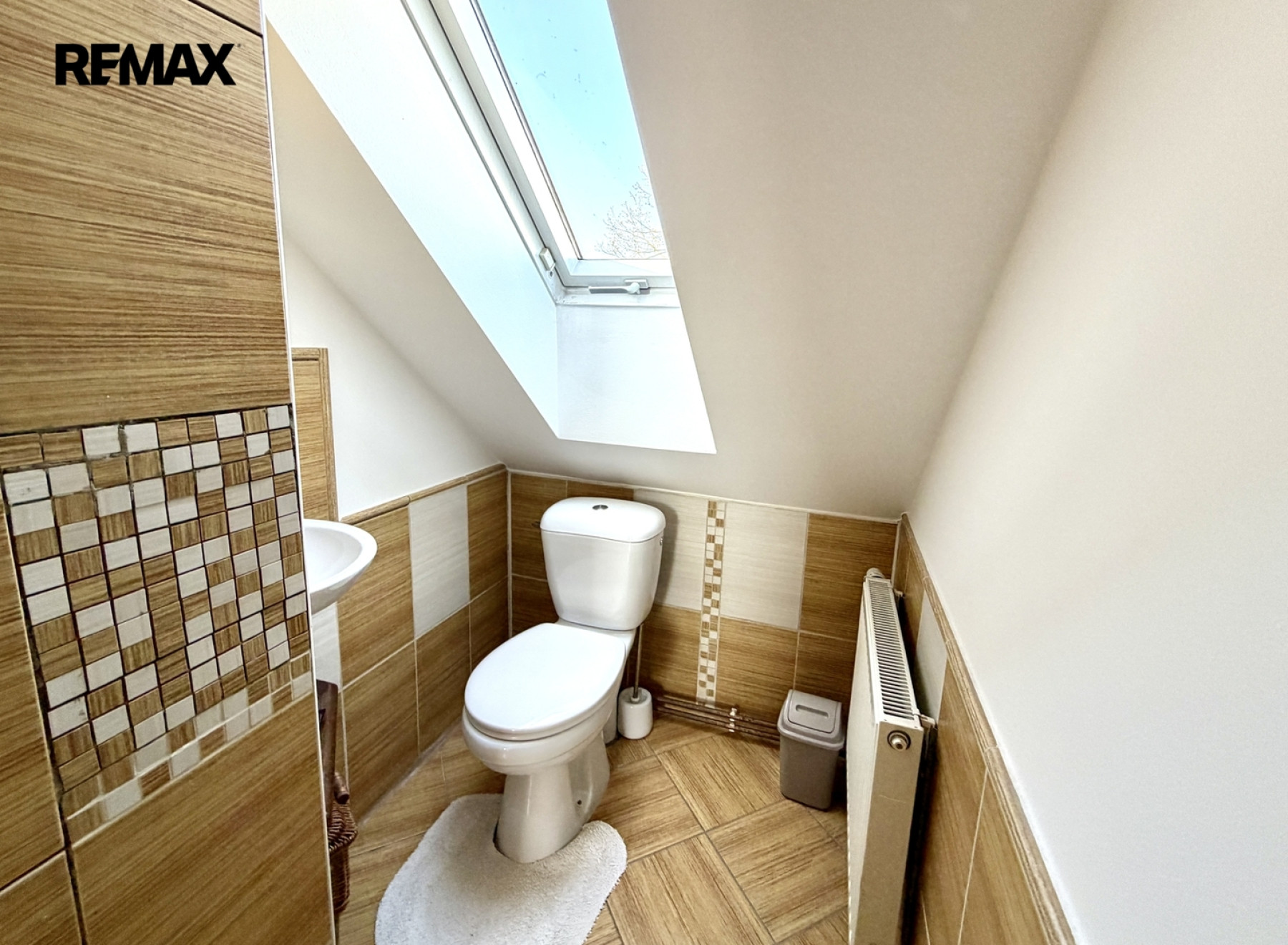 Prodej rodinného domu 6+1 se zahradou – Stará Huť, okres Příbram