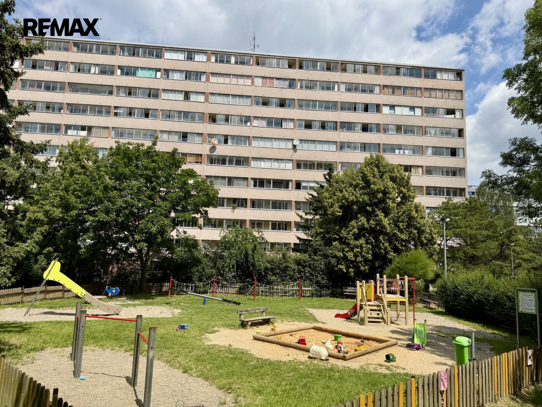 Prodej bytu 4+kk se zasklenou lodžií, Praha 4 - Krč