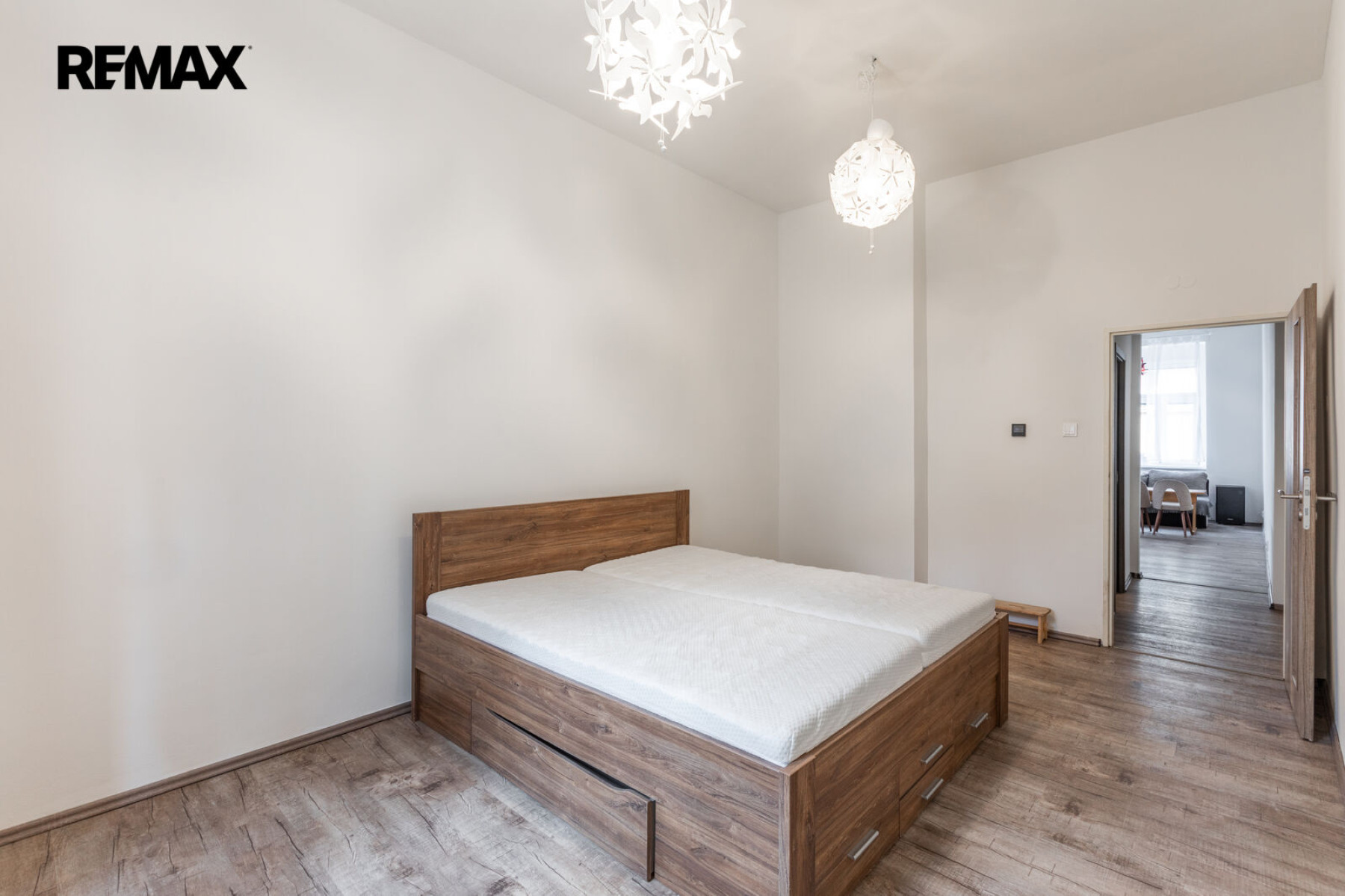 Pronájem bytu 2+kk 43 m², Praha - Libeň