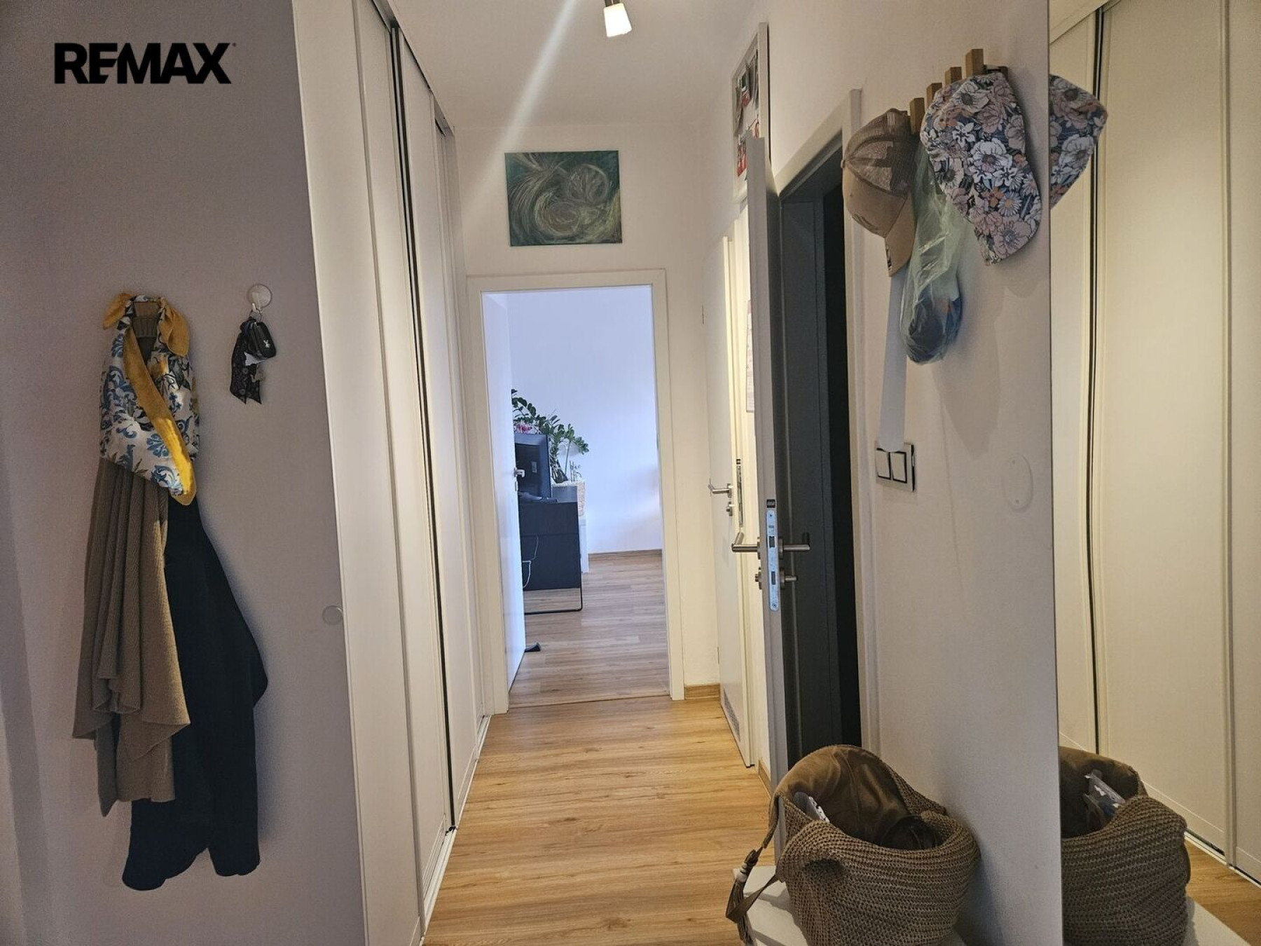 K pronájmu moderní byt 2+1 (56 m²) se sklepem