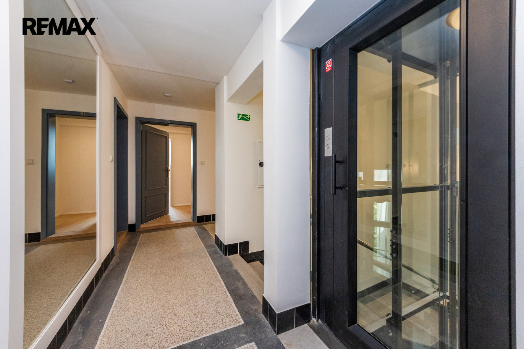 Mezonet 2+kk/sklep 45,9 m² OV cihla výtah západ výhled Jeseniova metro A Želivského 5 min