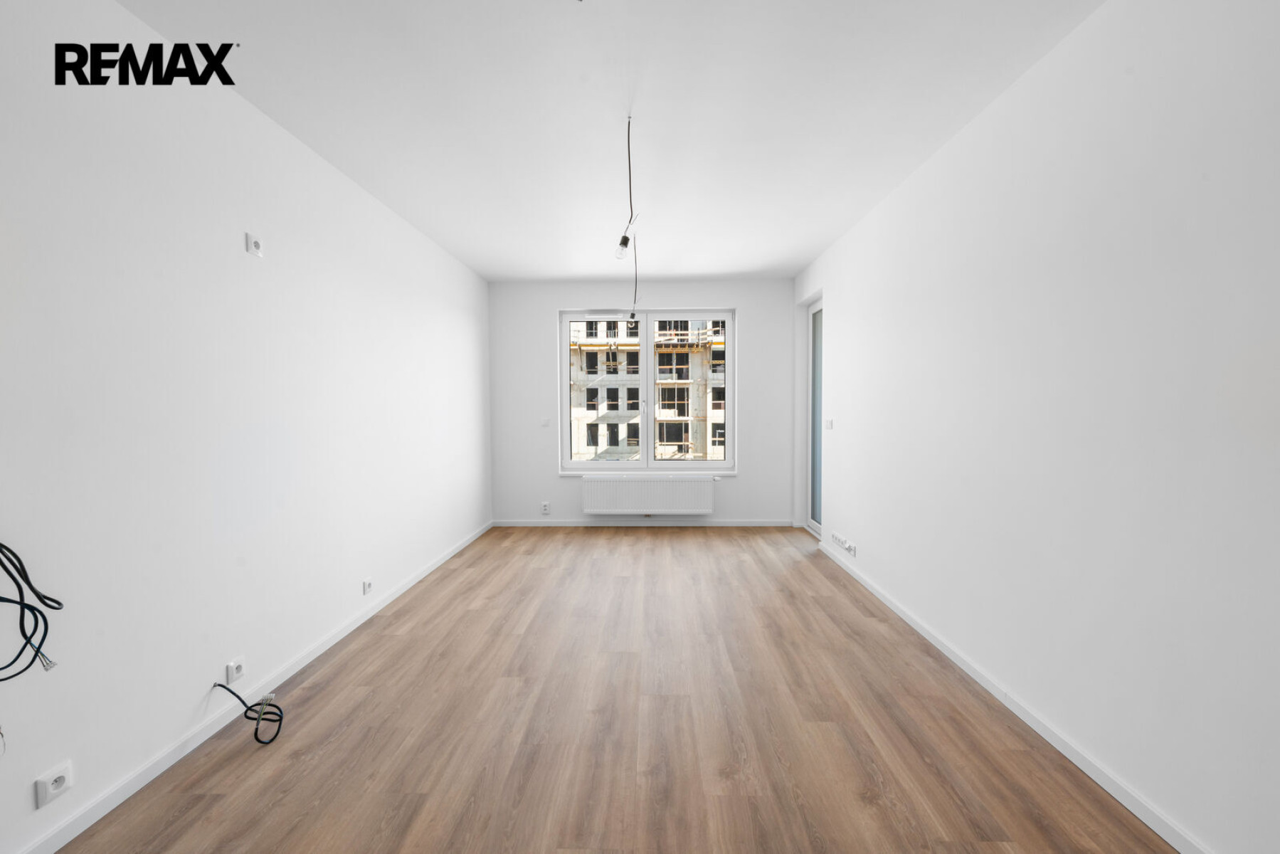Úplně nový byt 2+kk s terasou, parkovacím stáním a sklepem