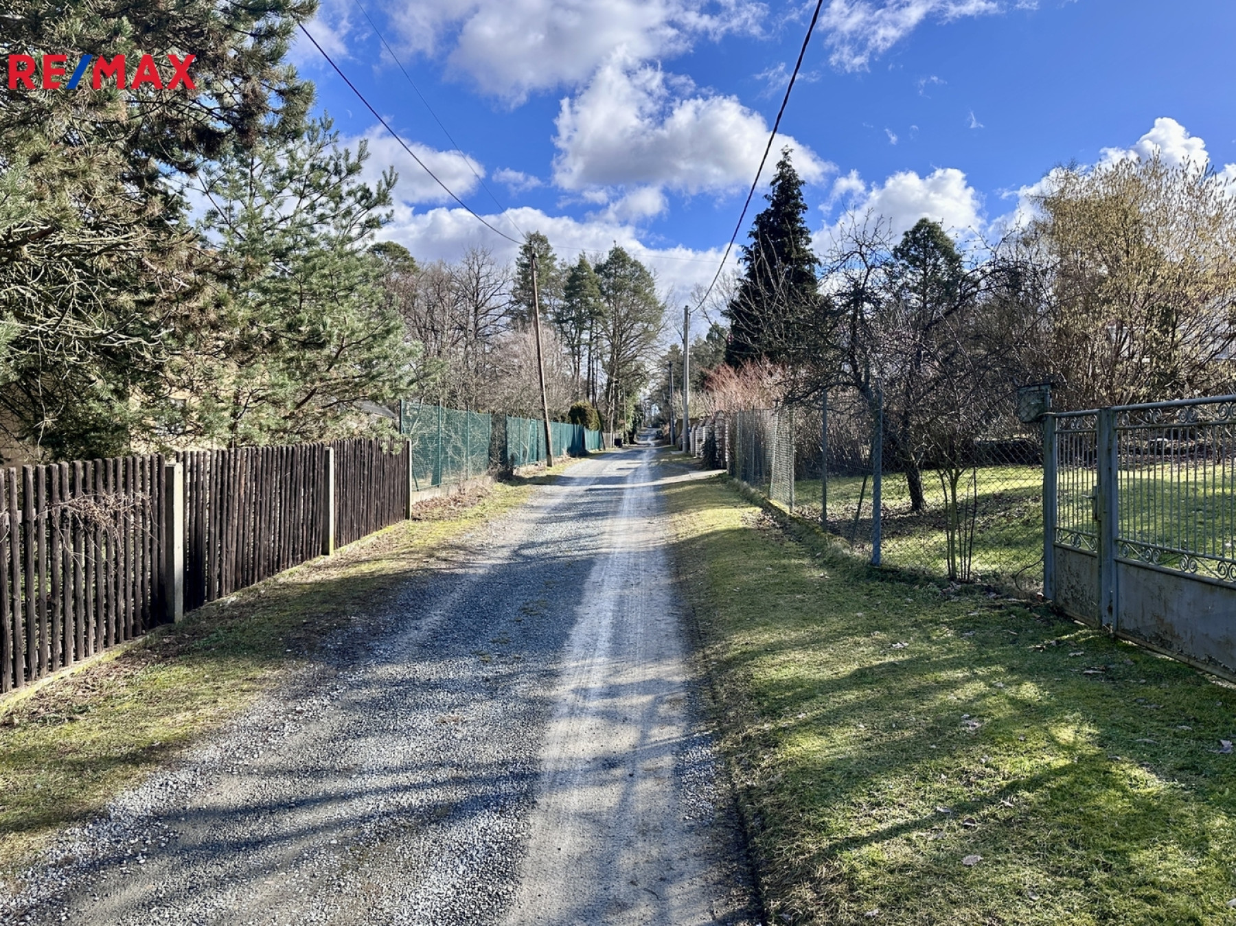 Prodej velkého stavebního pozemku, 2320 m2, Březová - Oleško