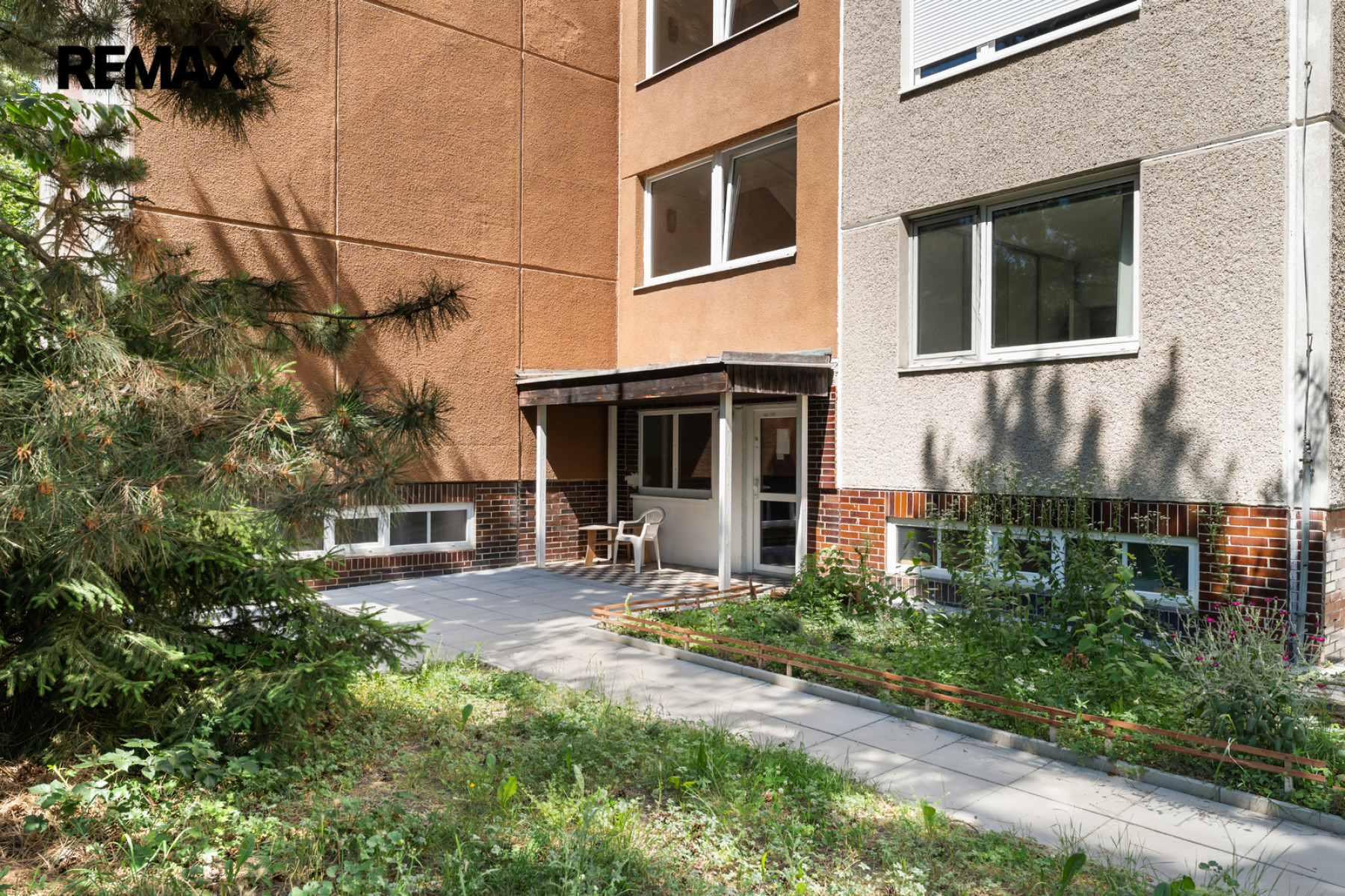 Prodej skvělého zrekonstruovaného bytu 2+kk s lodžií a sklepem