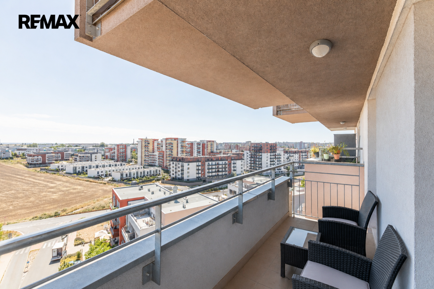 Prodej bytu 2+kk, 70,4 m², 2 balkony, garážové stání a sklep, Praha 9 – Letňany