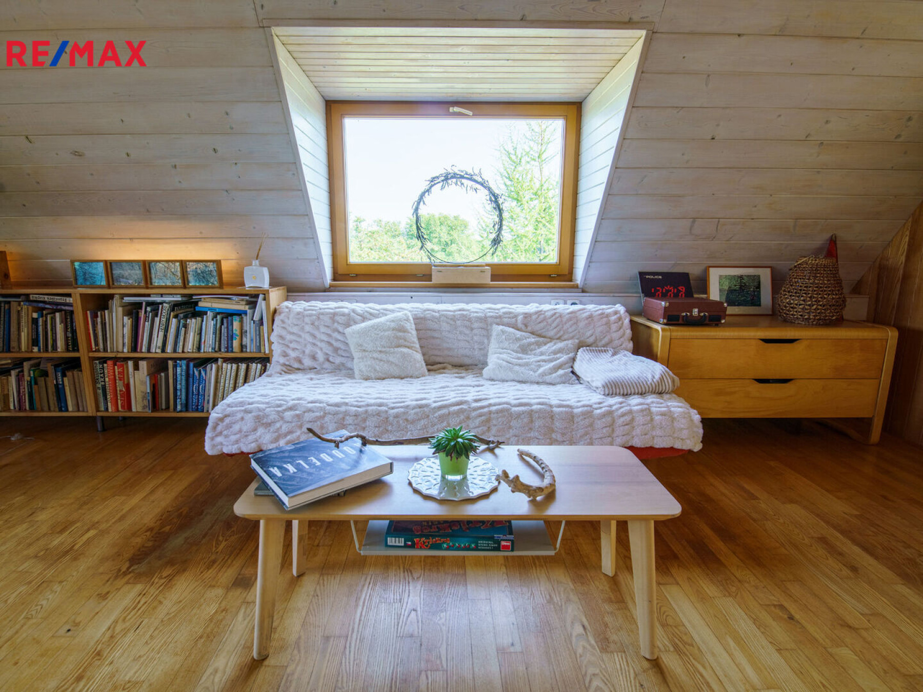 Nabídka rodinného domu 5+2 se zahradou 1040 m2, Svárov