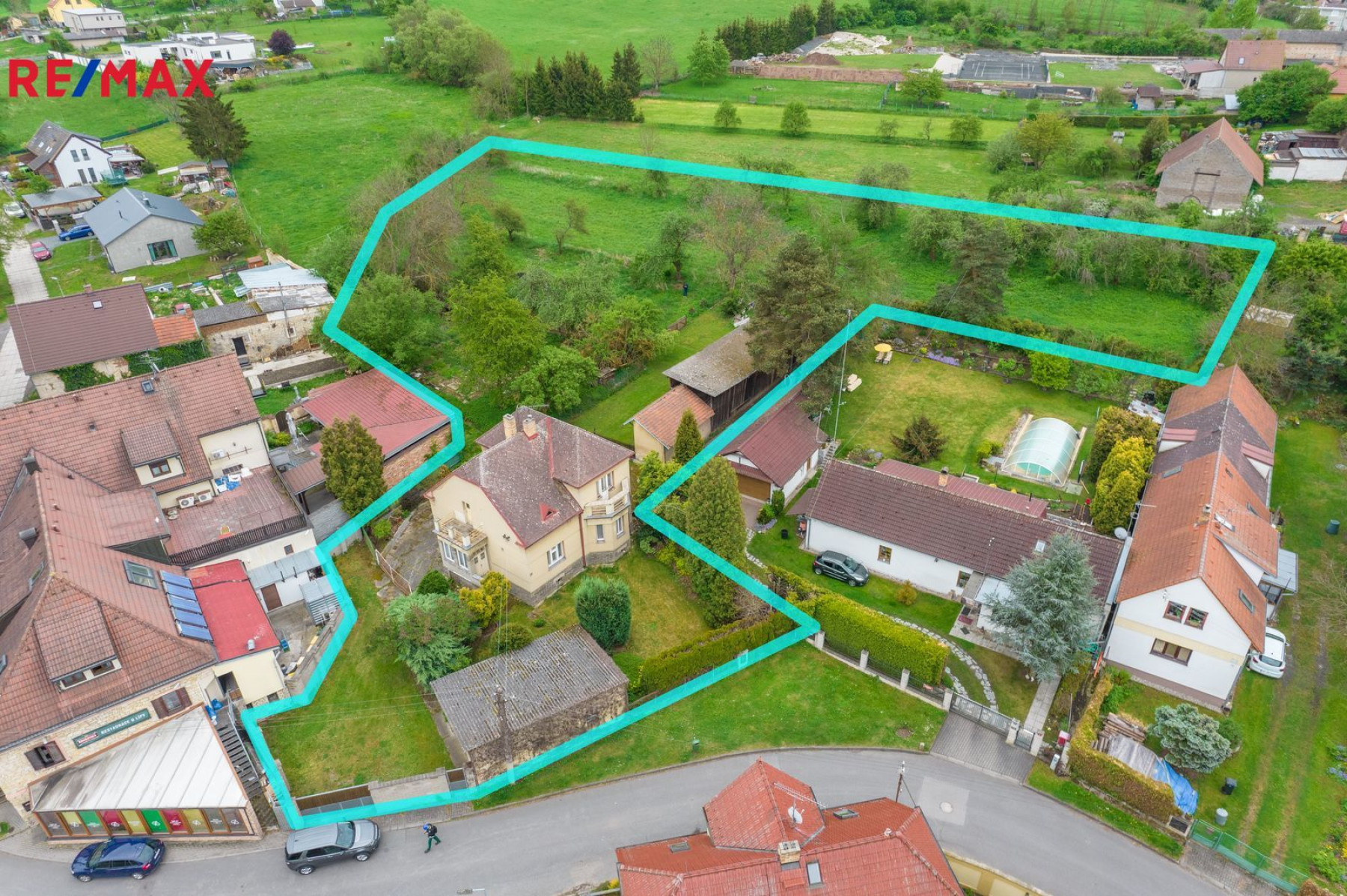 Prodej domu s velkým pozemkem, Krušovice