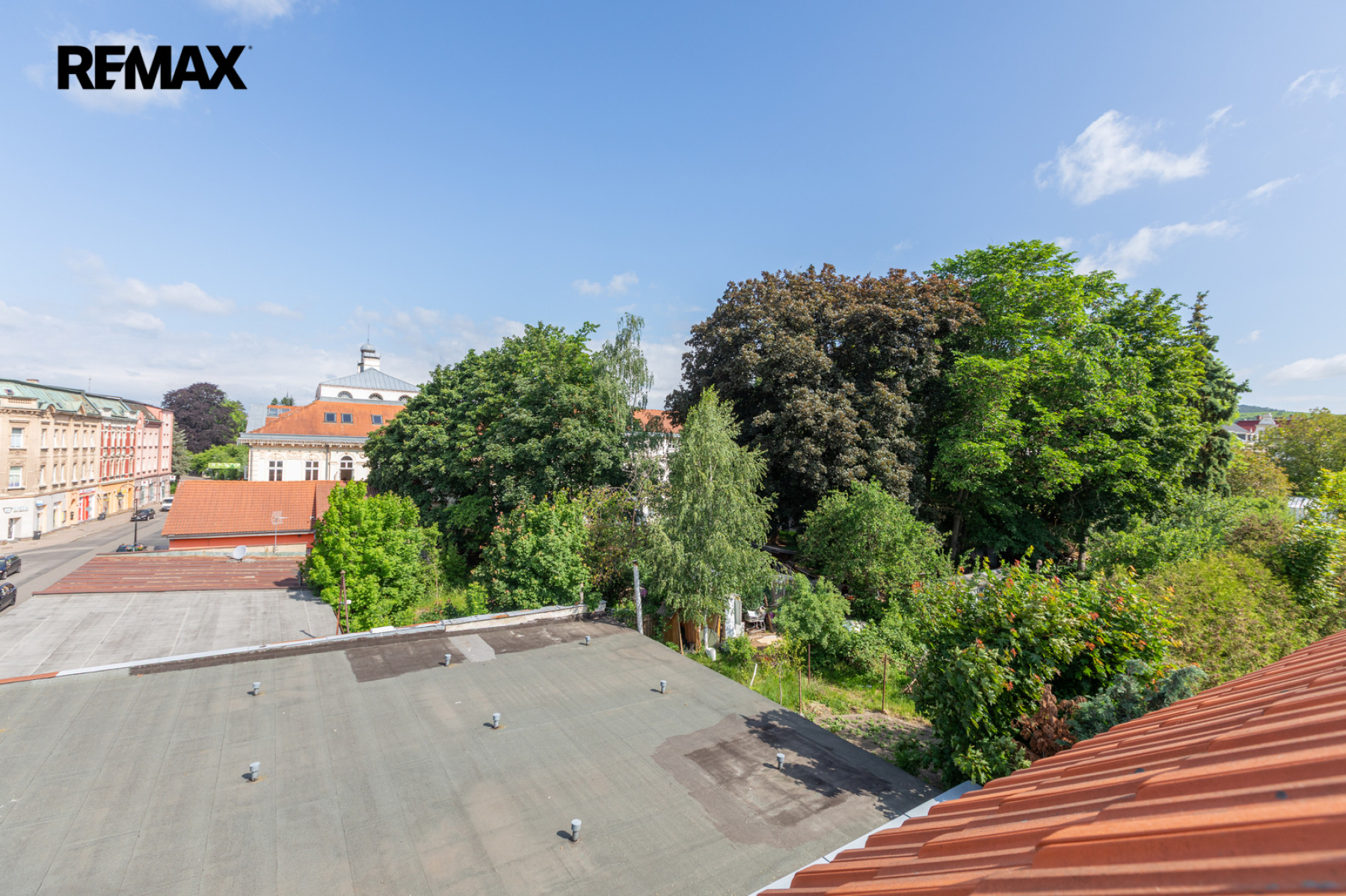 Prodej domu se zahradou a komerčním prostorem, centrum Varnsdorfu