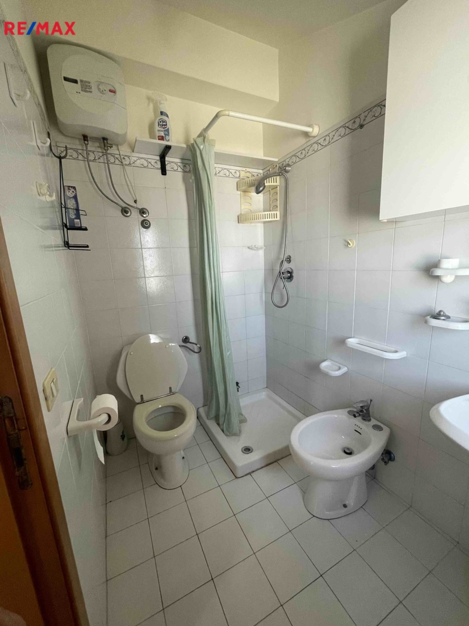 Krásný byt 1+1 s velkou terasou 17 m² jen 200 m od moře – Nizza di Sicilia