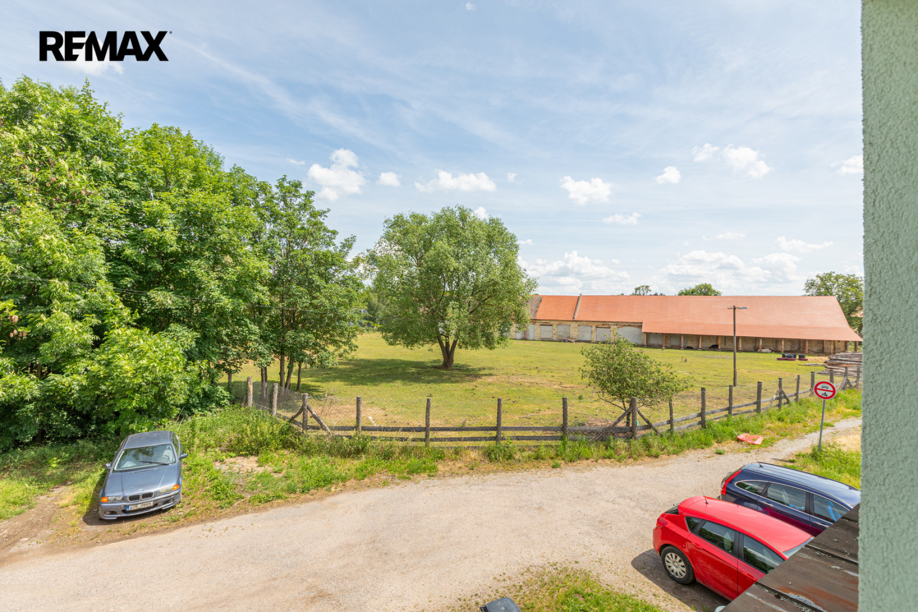 Klidné bydlení kousek od Prahy - 3+1/L, Úhonice