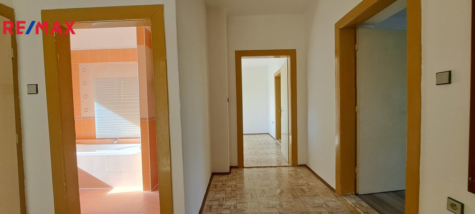 Prodej prostorného bytu 2+1, 74 m2, Dvůr Králové nad Labem