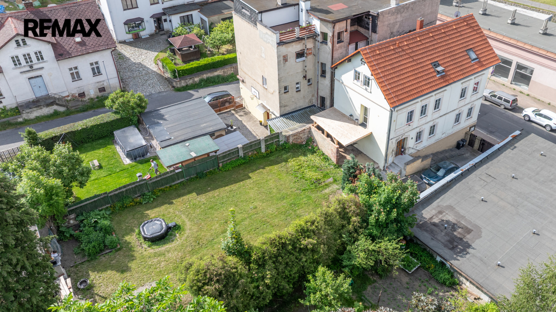 Prodej činžovního domu se zahradou a komerčním prostorem, centrum Varnsdorfu
