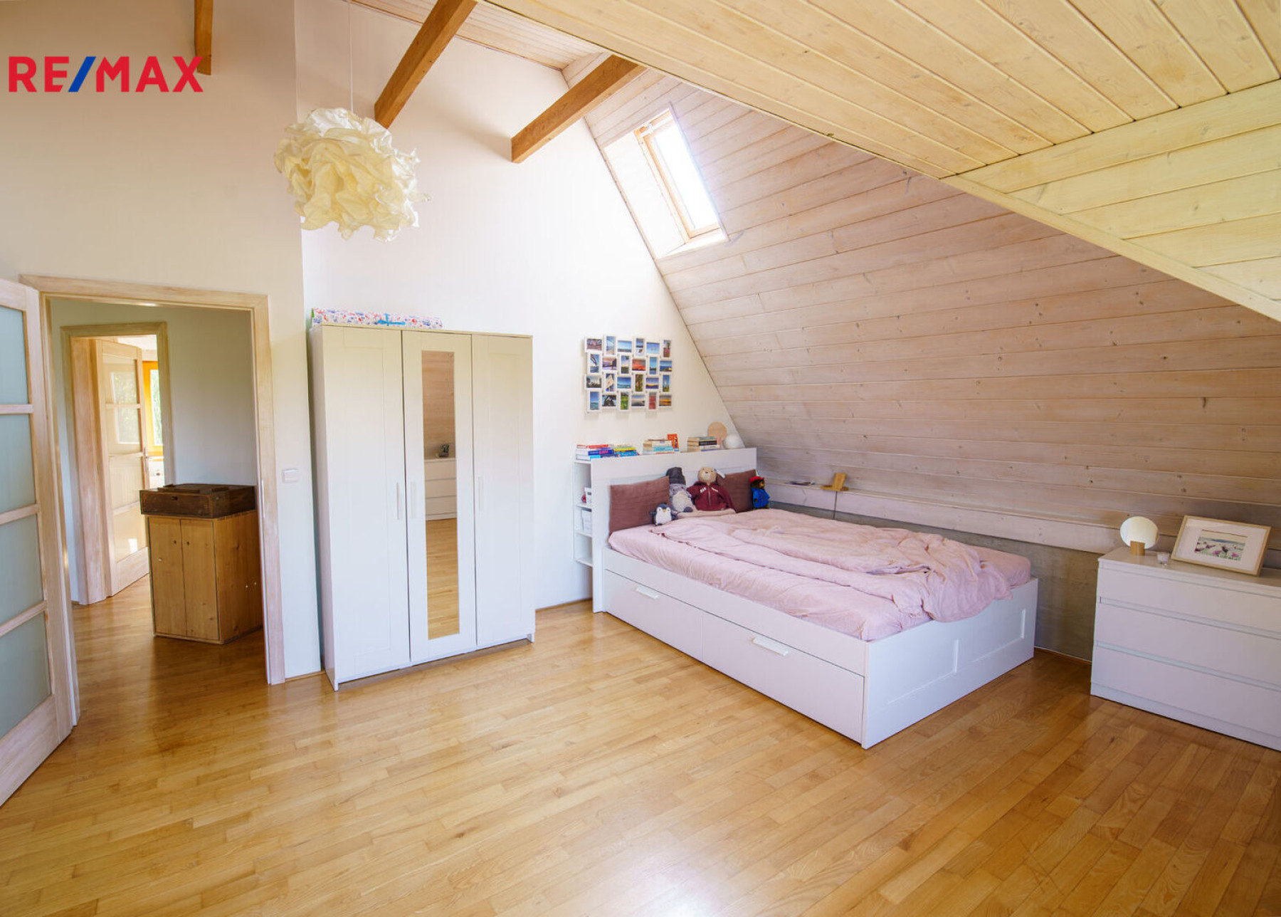 Nabídka rodinného domu 5+2 se zahradou 1040 m2, Svárov