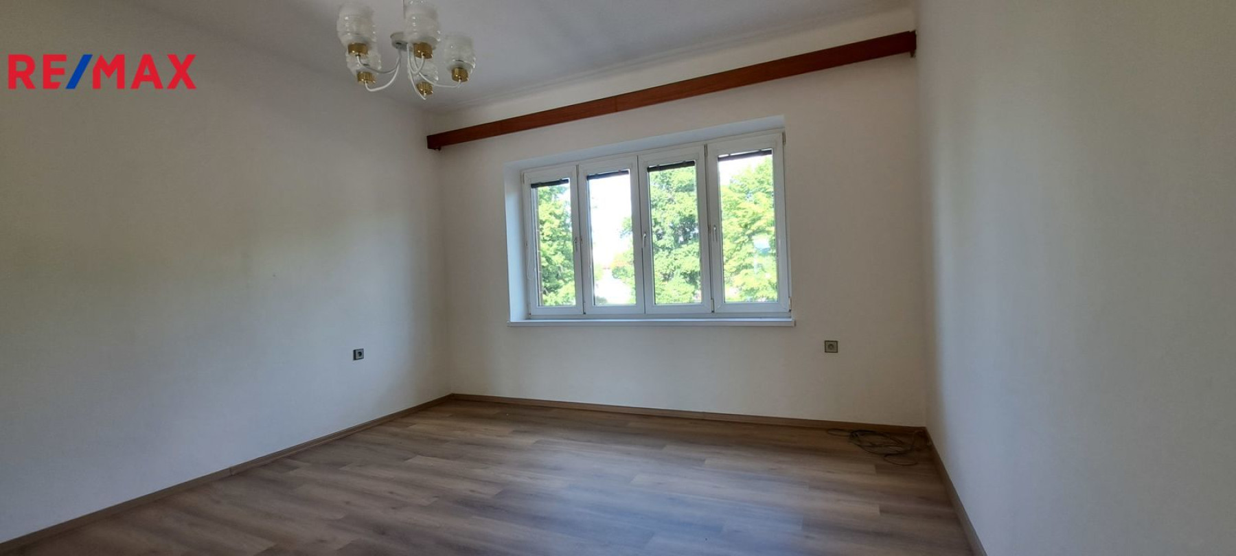 Prodej prostorného bytu 2+1, 74 m2, Dvůr Králové nad Labem
