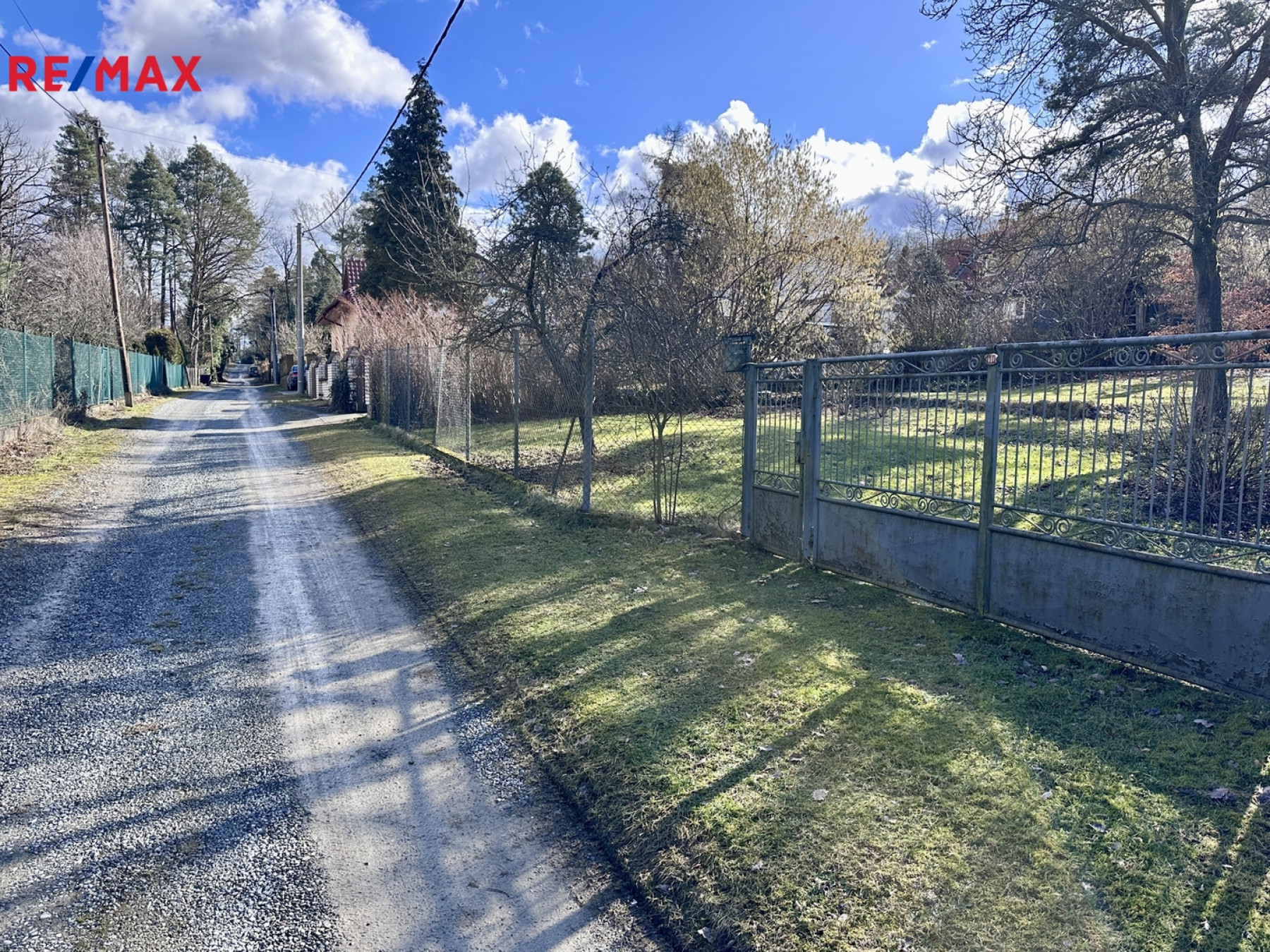 Prodej velkého stavebního pozemku, 2320 m2, Březová - Oleško