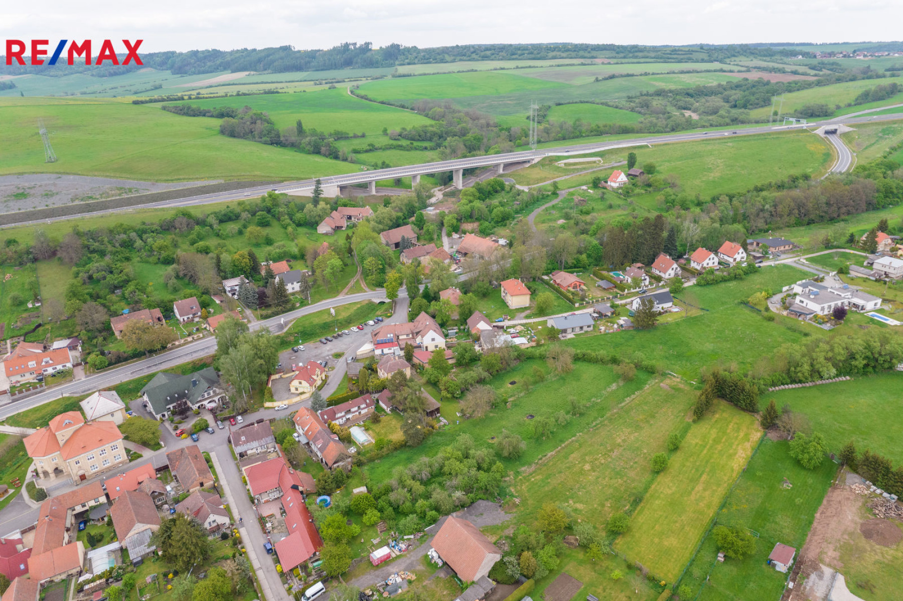 Prodej domu s velkým pozemkem, Krušovice