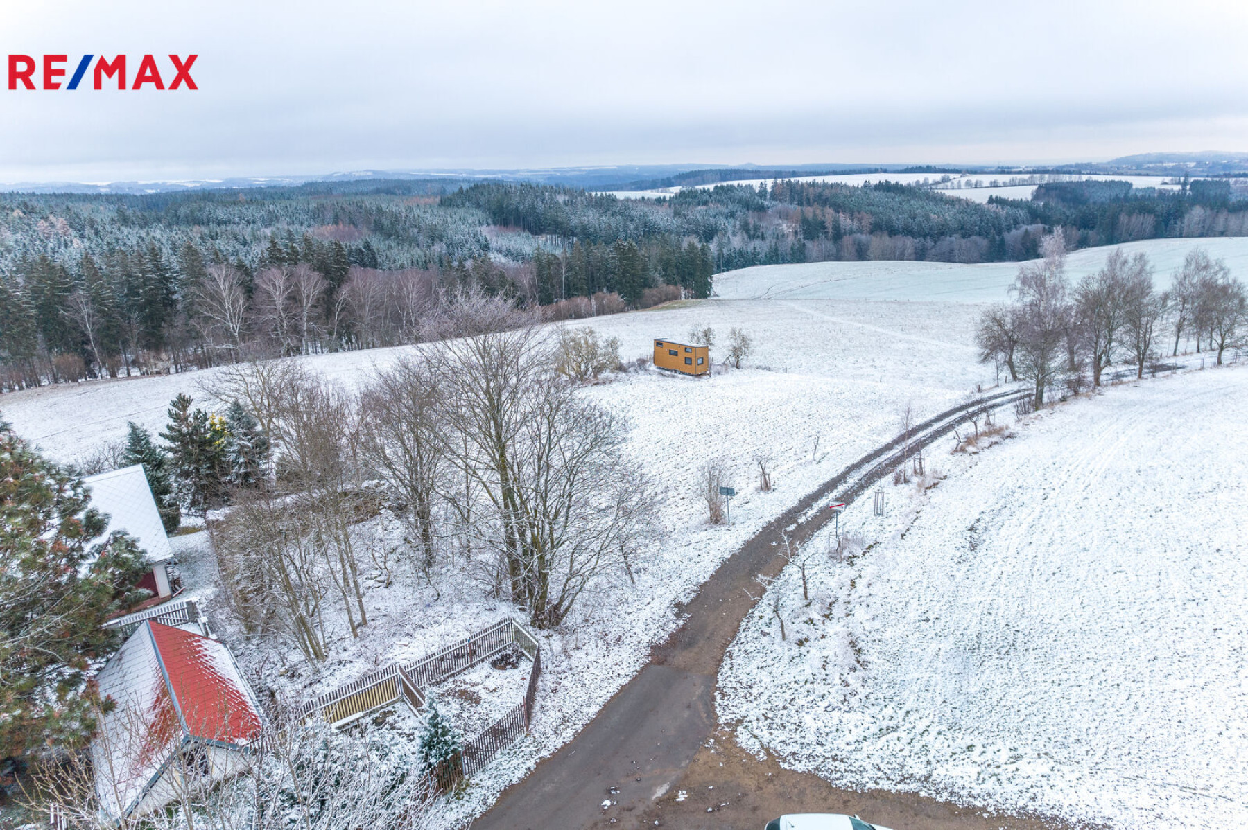Prodej pozemku 3846 m², Beroun - Teplá
