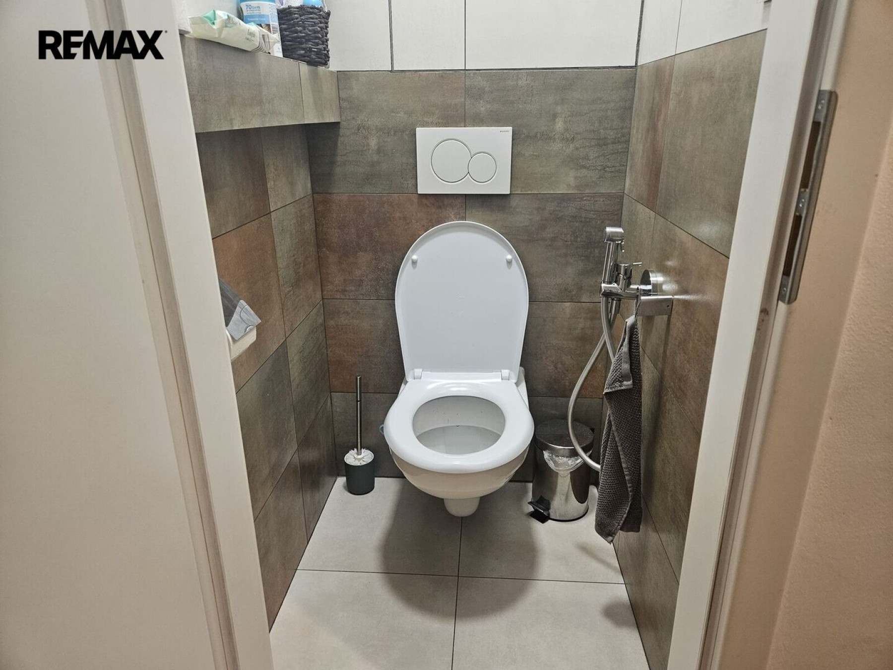 K pronájmu moderní byt 2+1 (56 m²) se sklepem
