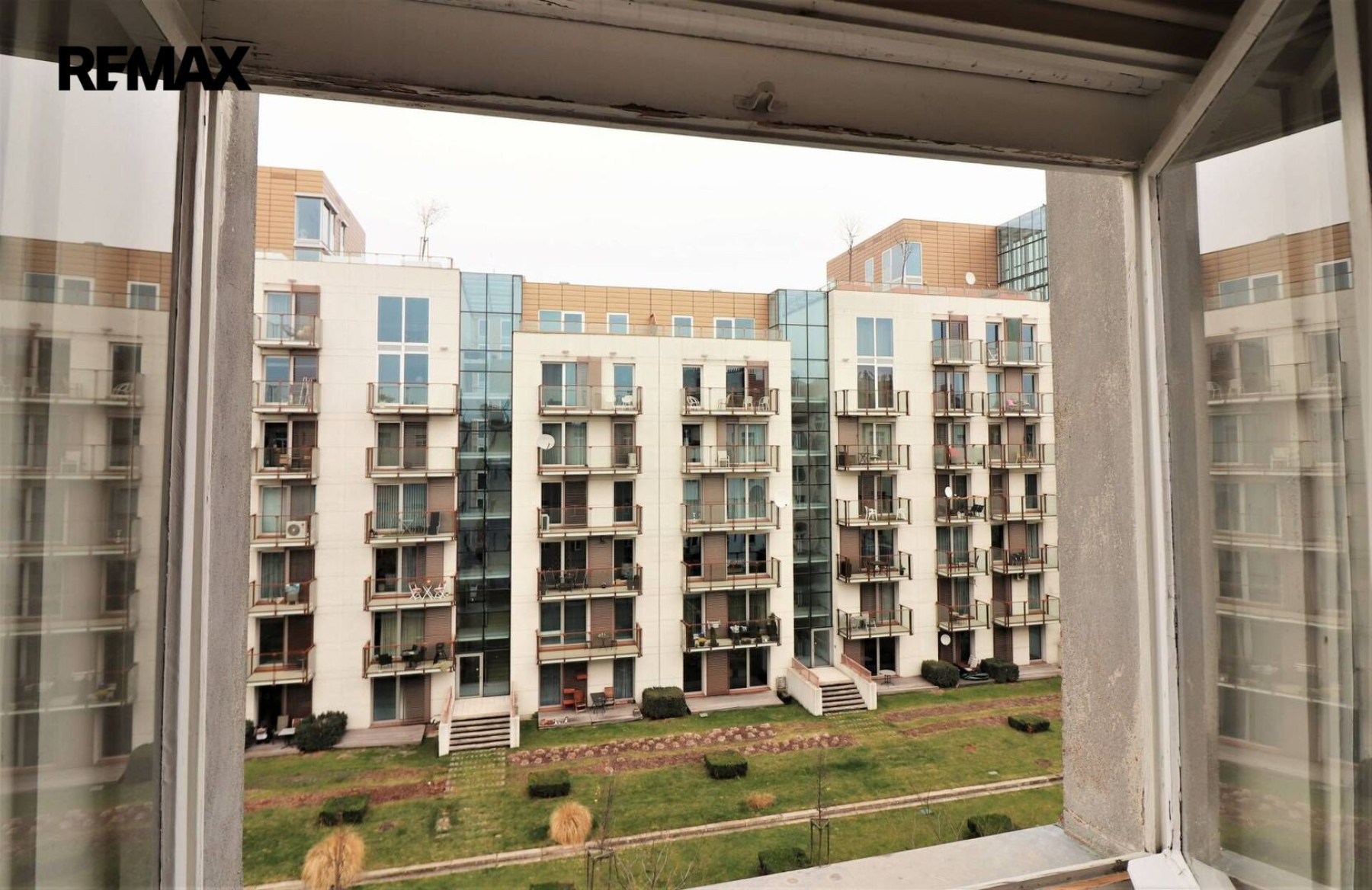 Pronájem bytu 1+kk o výměře 24 m2, Praha 10, Vinohrady
