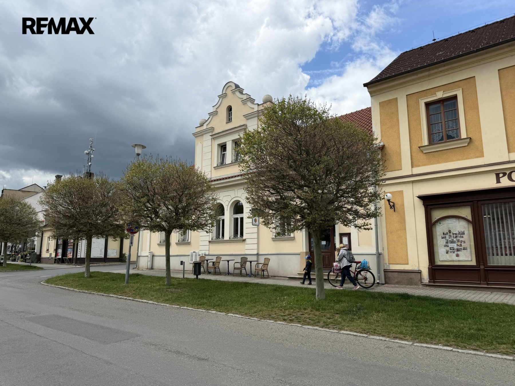 Prodej multifunkčního komerčního objektu s restauračním provozem a bytem – Radnice