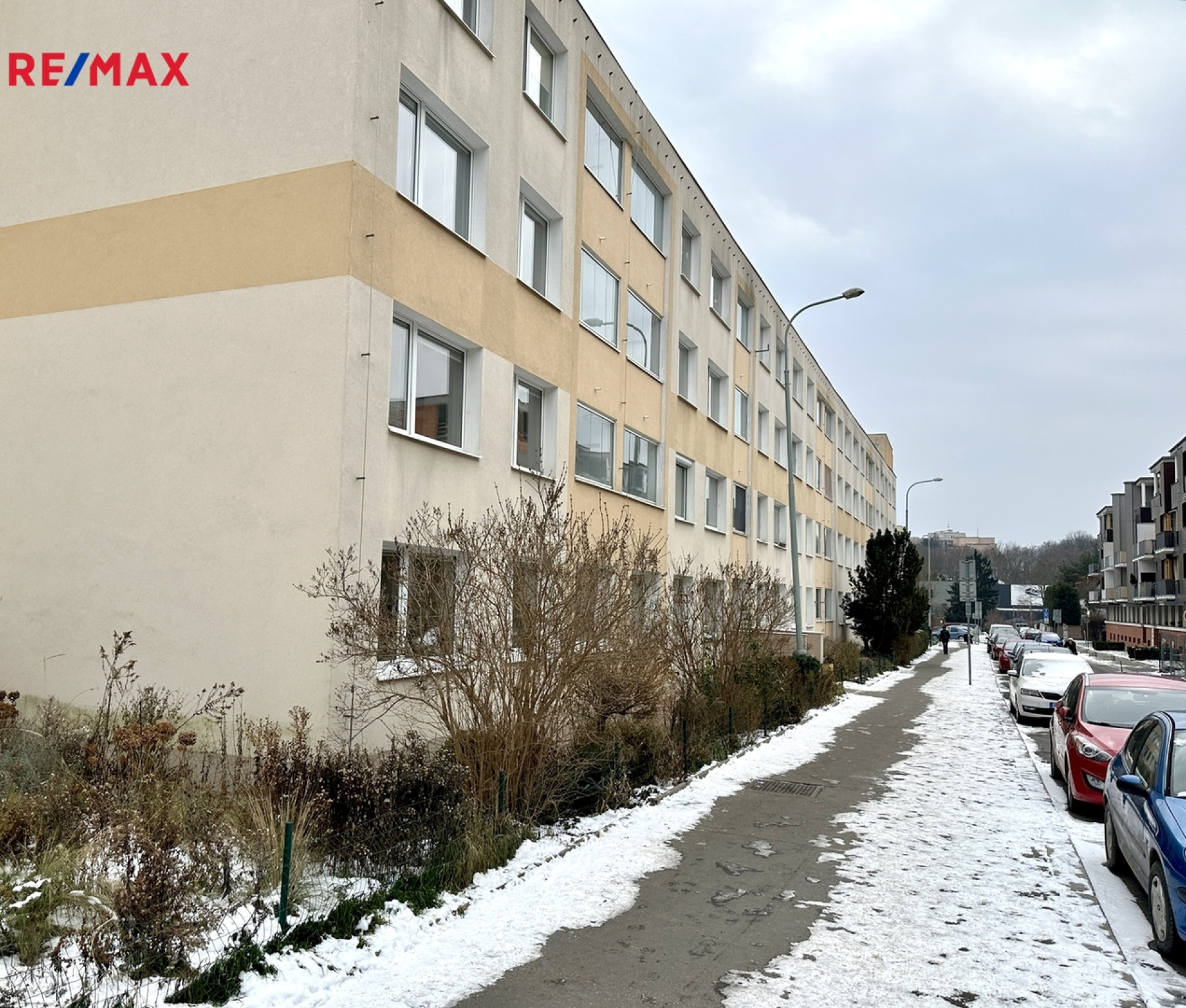 Prodej bytu 2+kk s vlastní zahrádkou, Praha 3 - Žižkov