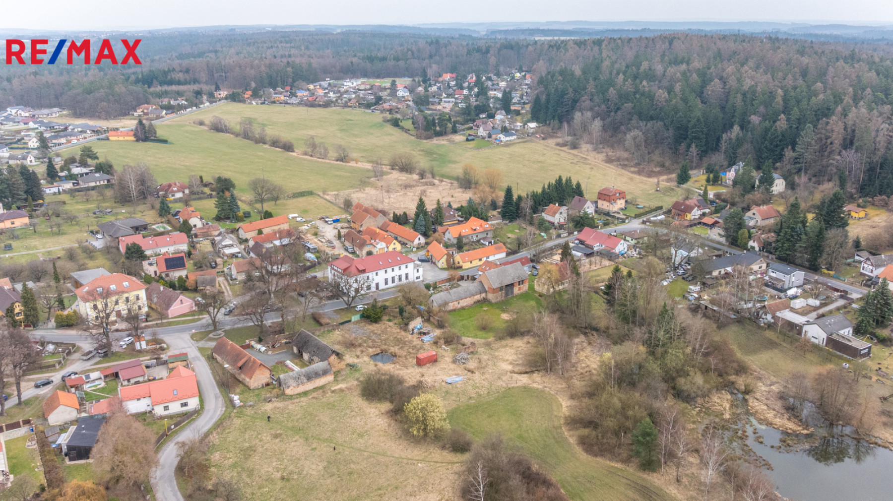 Prodej stavebního pozemku 1943 m², Vyžlovka, Praha-východ