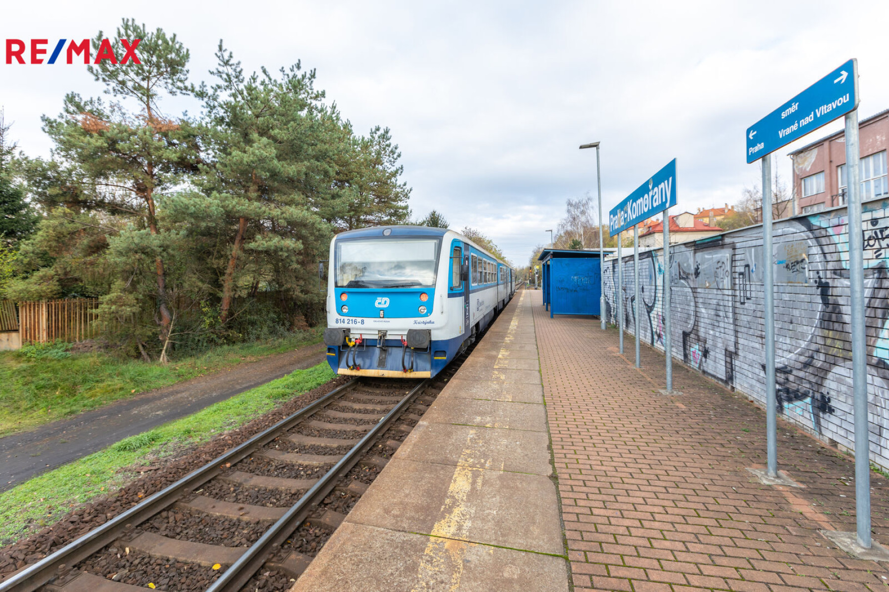 Prodej bytu 1kk, 26 m² + předzahrádka a sklep, Praha - Modřany