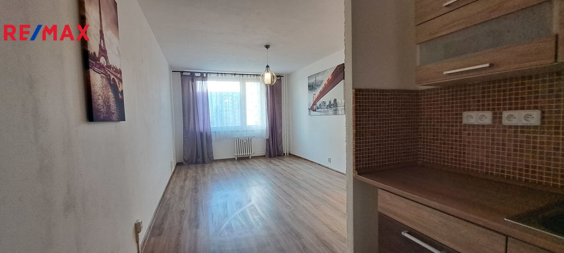 Prodej světlého bytu 2+kk se sklepem v Mladé Boleslavi