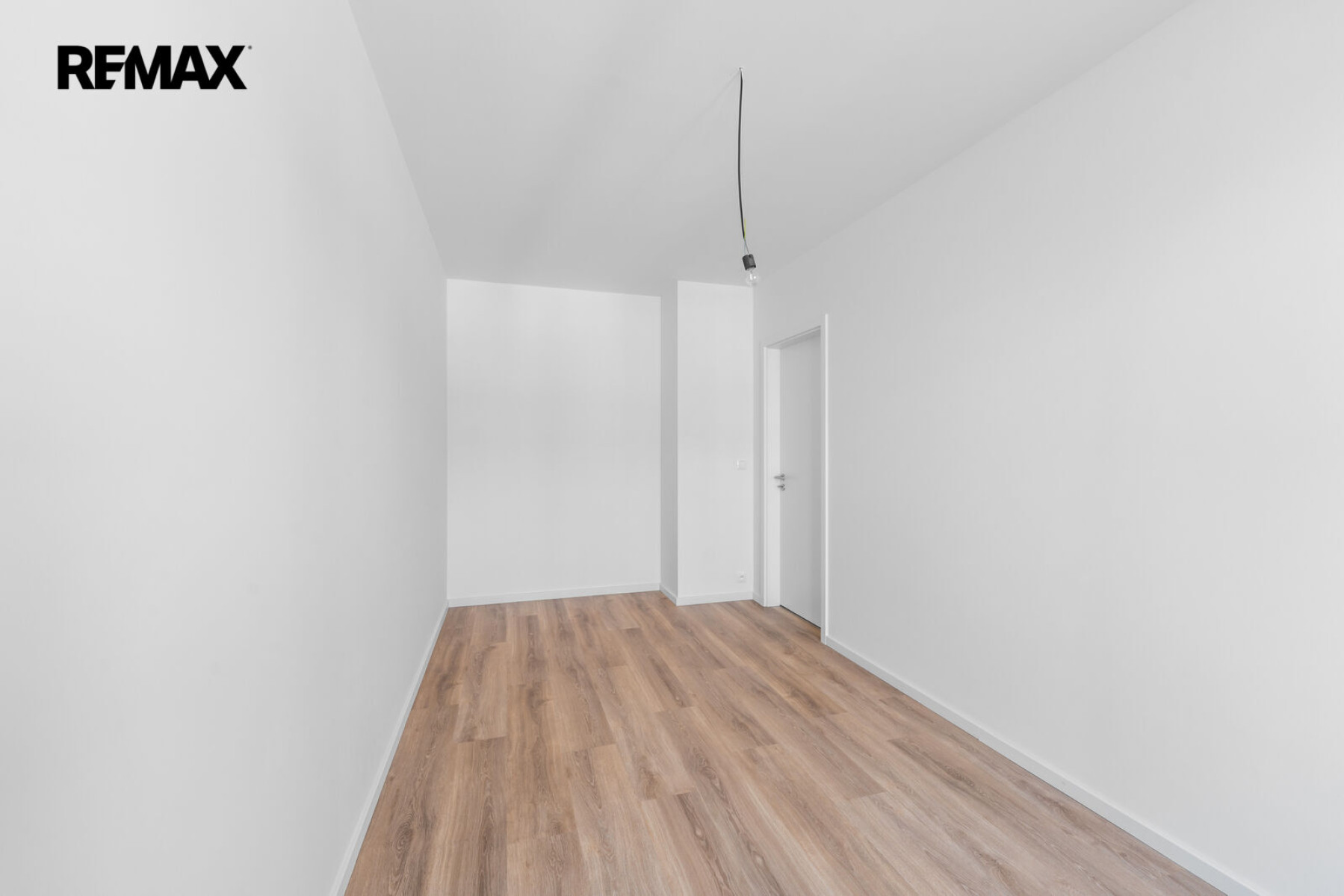 Úplně nový byt 2+kk s terasou, parkovacím stáním a sklepem