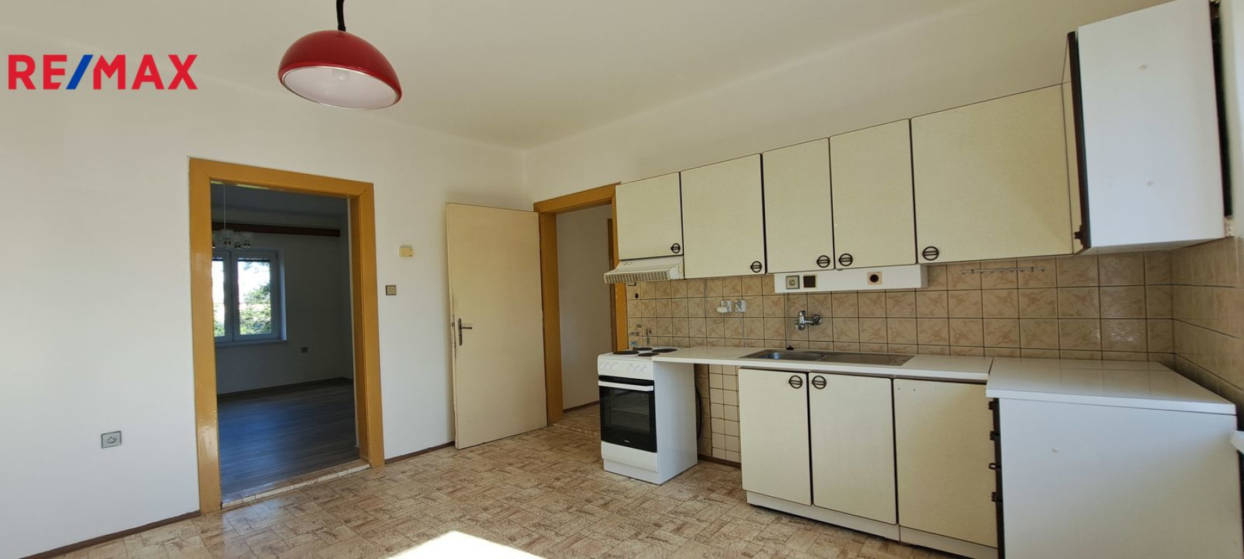 Prodej prostorného bytu 2+1, 74 m2, Dvůr Králové nad Labem
