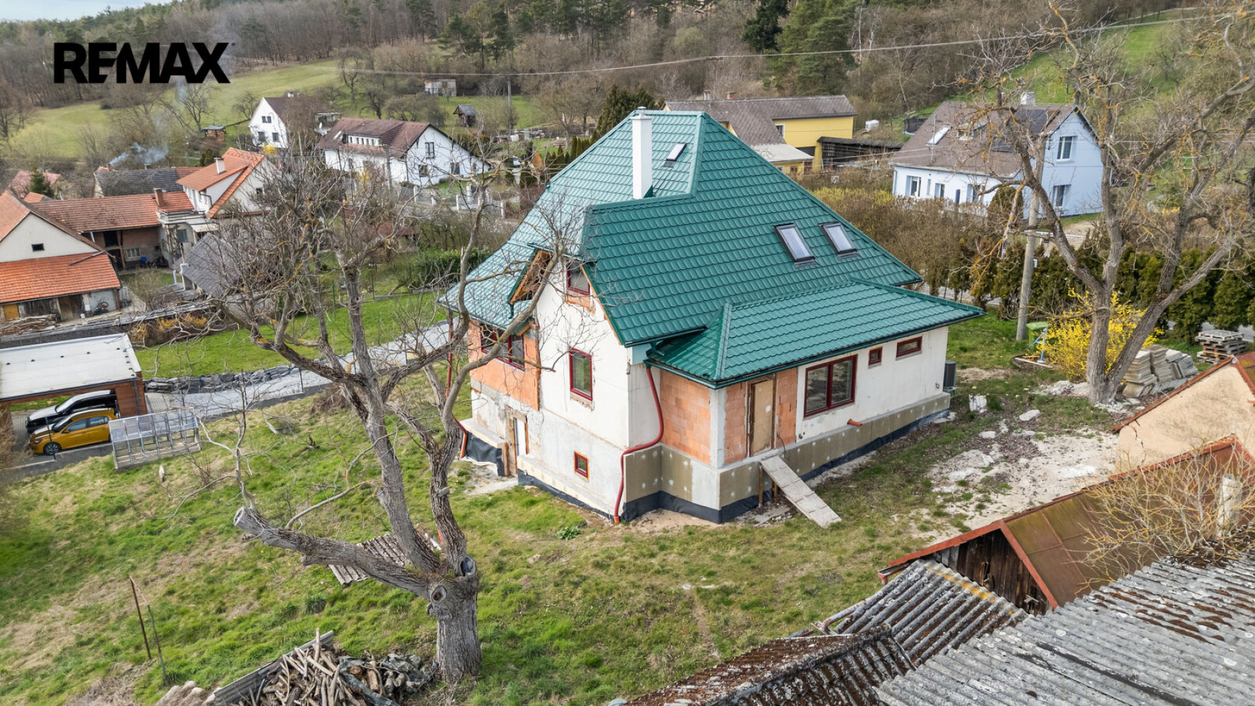 Krásný dům k dokončení rekonstrukce v Třebsíně