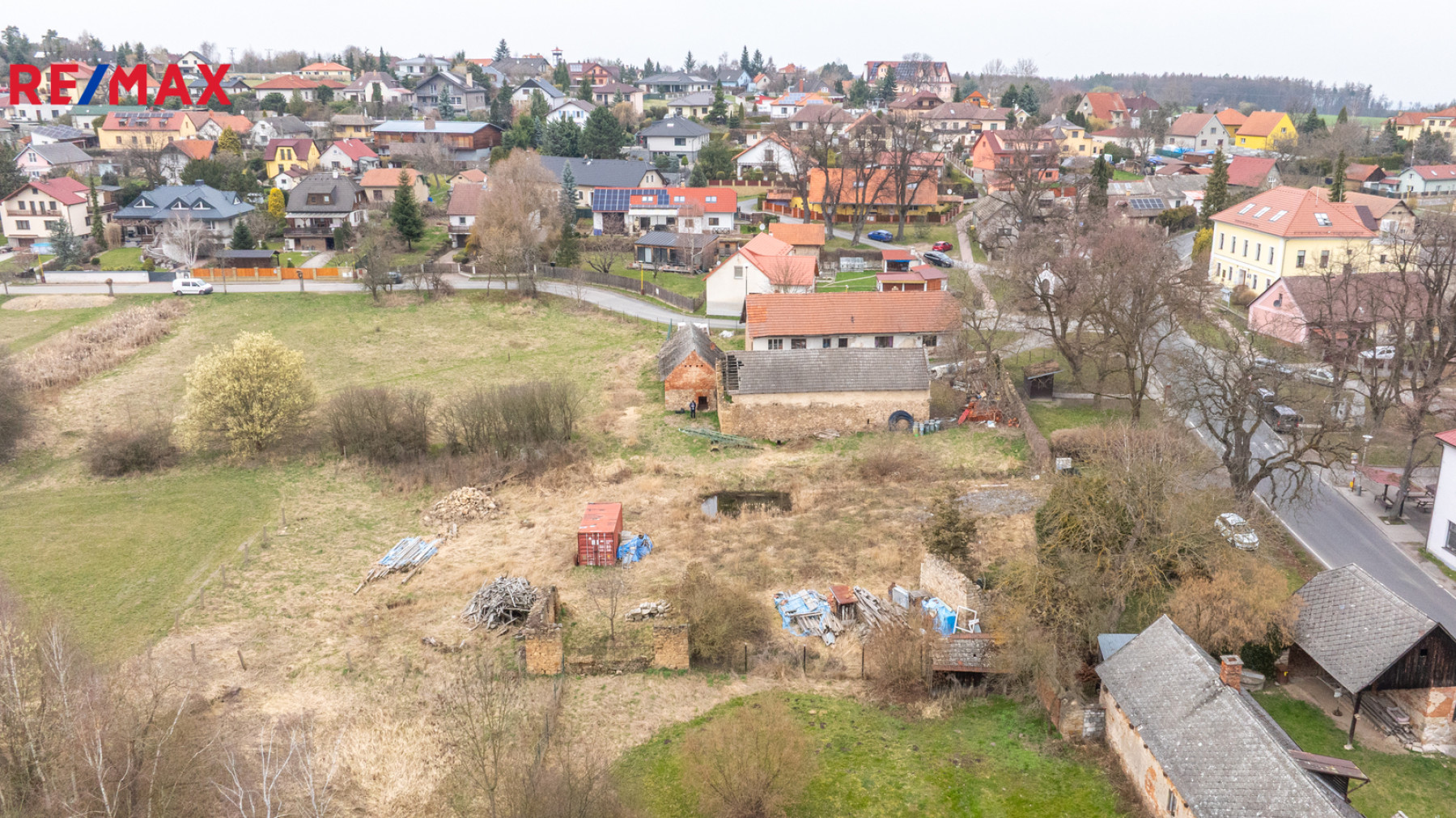 Prodej stavebního pozemku 1943 m², Vyžlovka, Praha-východ
