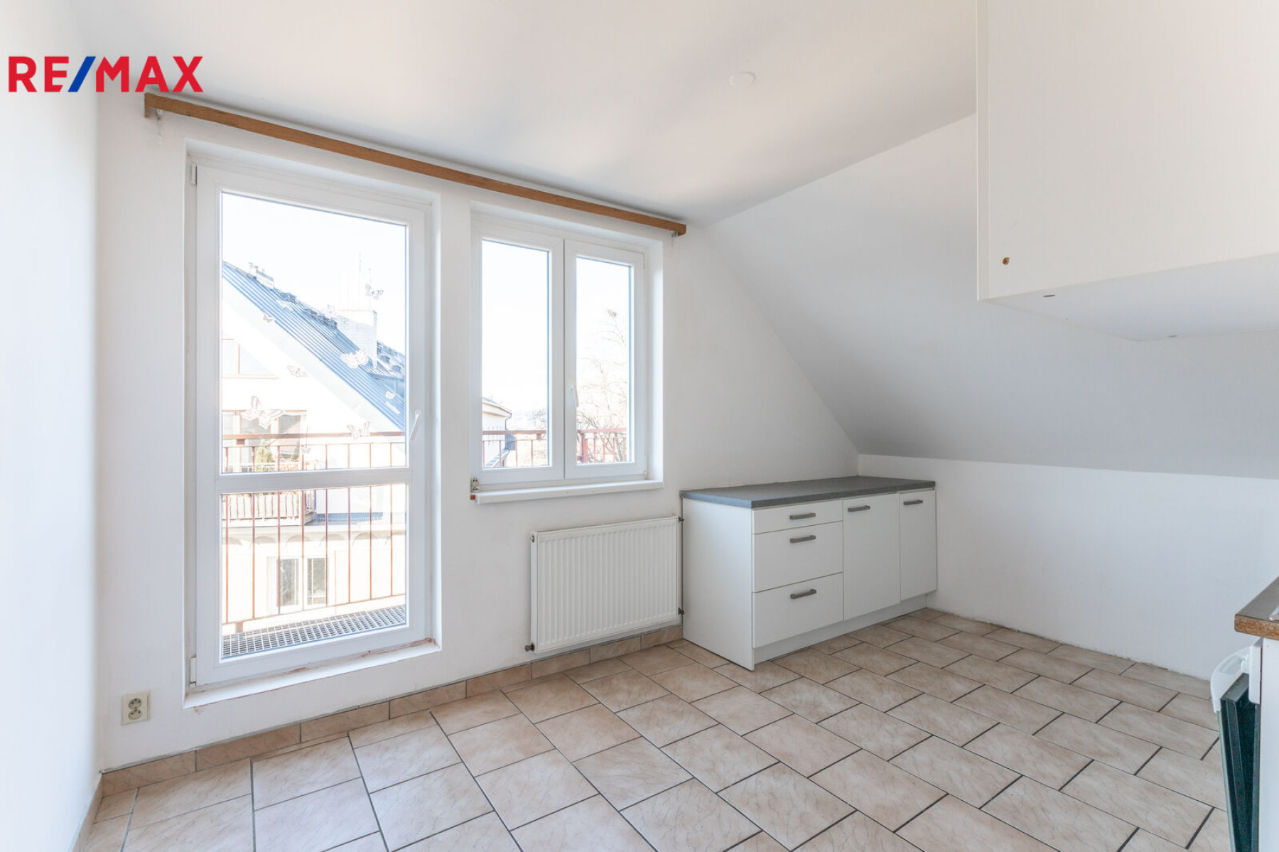 Prodej bytu 3+1 109 m² Na Šmukýřce, Praha - Košíře