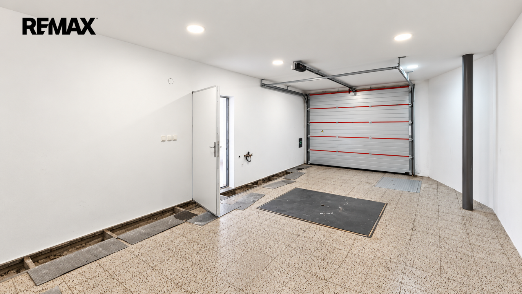 Pronájem komerčních prostor 170 m² + odstavné plochy 925 m², Roudnice nad Labem