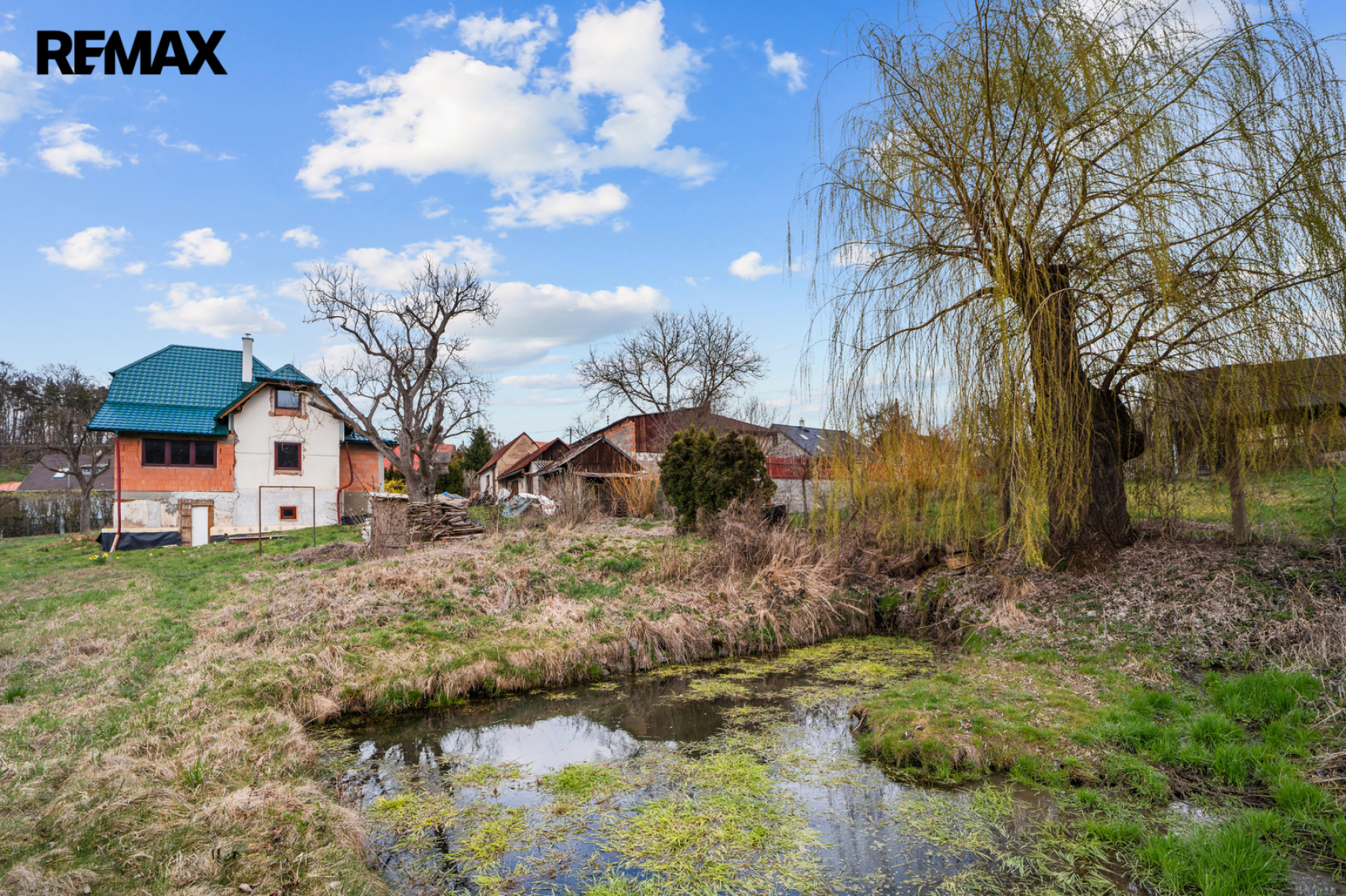 Krásný dům k dokončení rekonstrukce na fantastickém pozemku