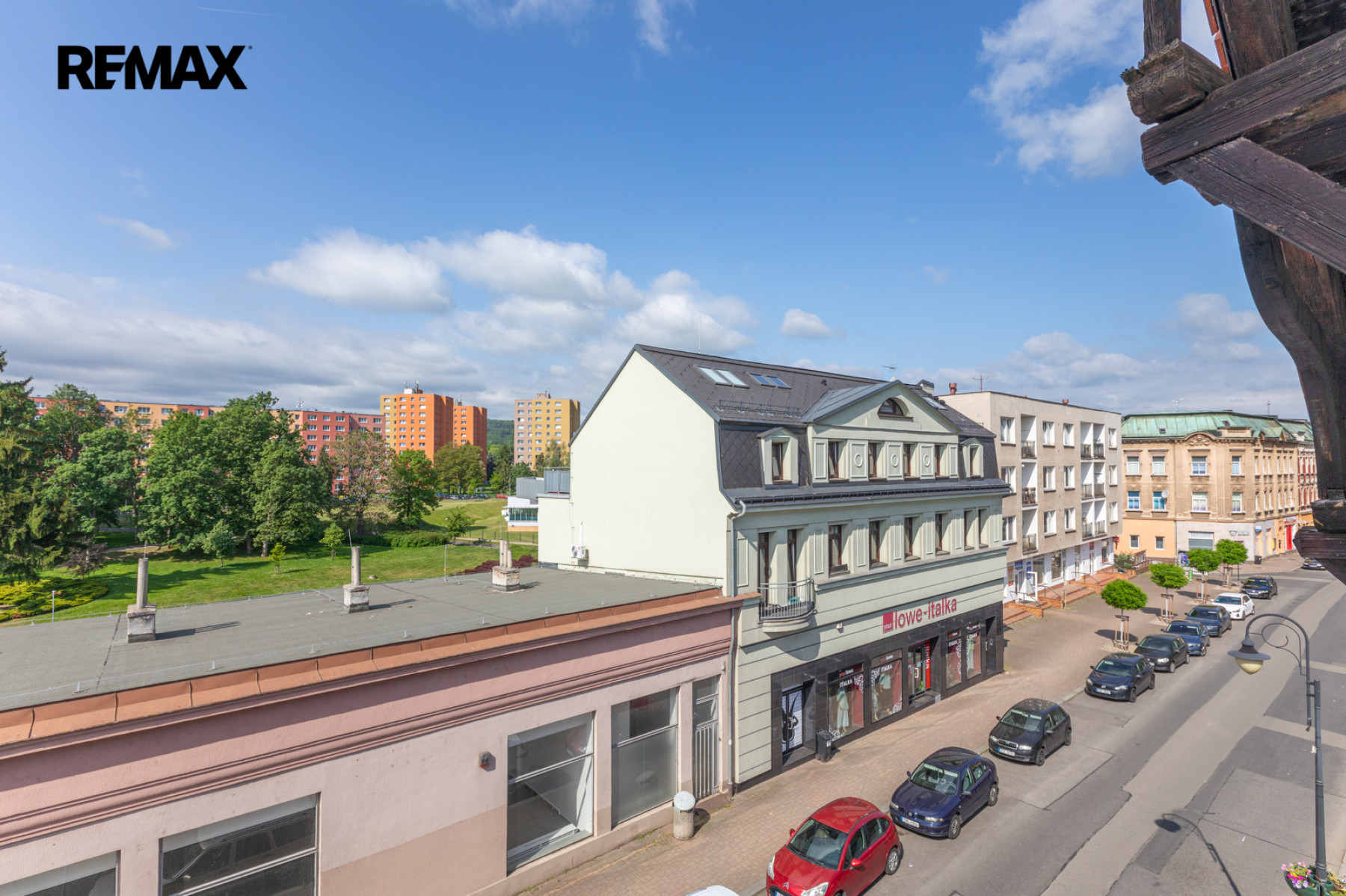 Prodej činžovního domu se zahradou a komerčním prostorem, centrum Varnsdorfu