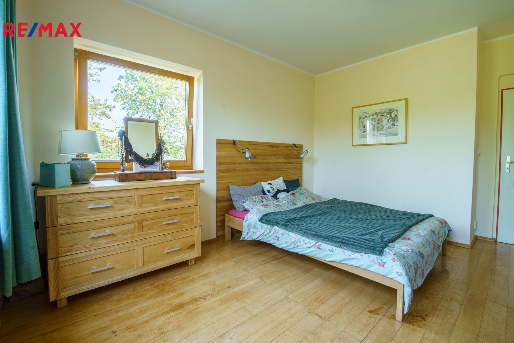 Nabídka rodinného domu 5+2 se zahradou 1040 m2, Svárov