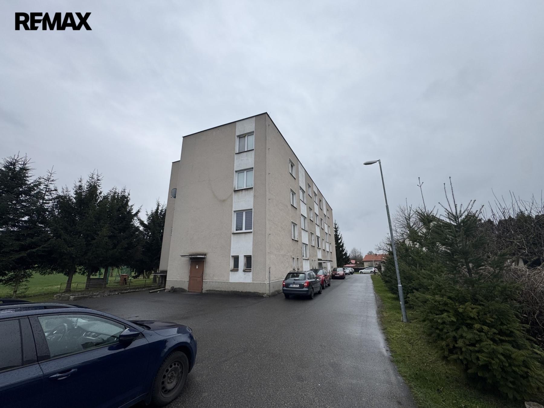 Činžovní dům v obci Vlkava s 12 bytovými jednotkami