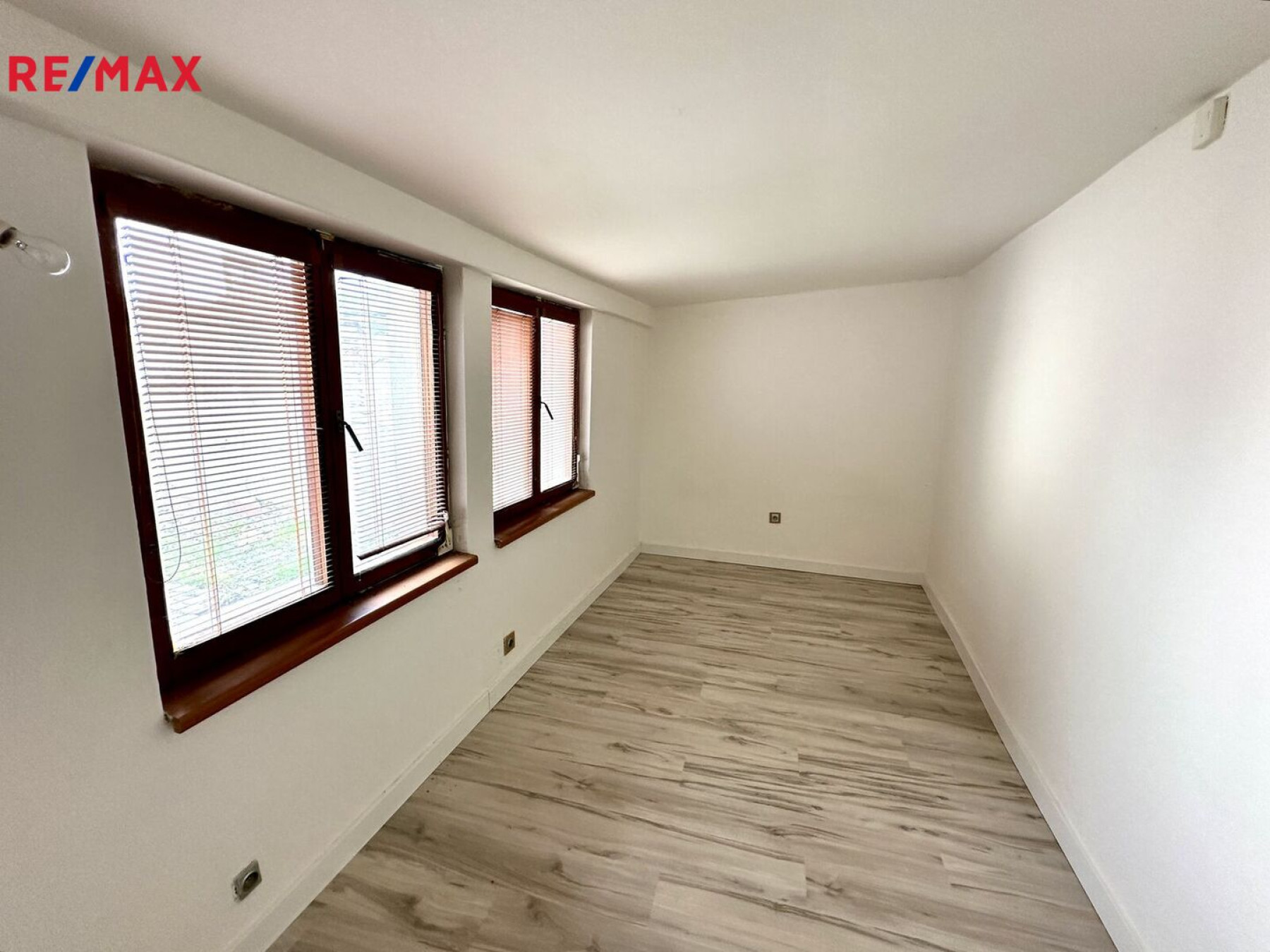 Prodej stavebního pozemku 112 m2, Praha 8