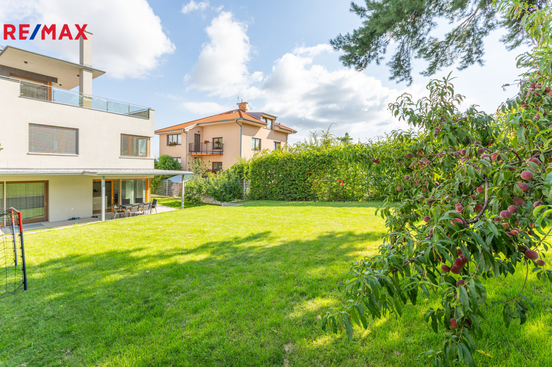 Pronájem vily 7+kk, 339 m², Praha - Ruzyně