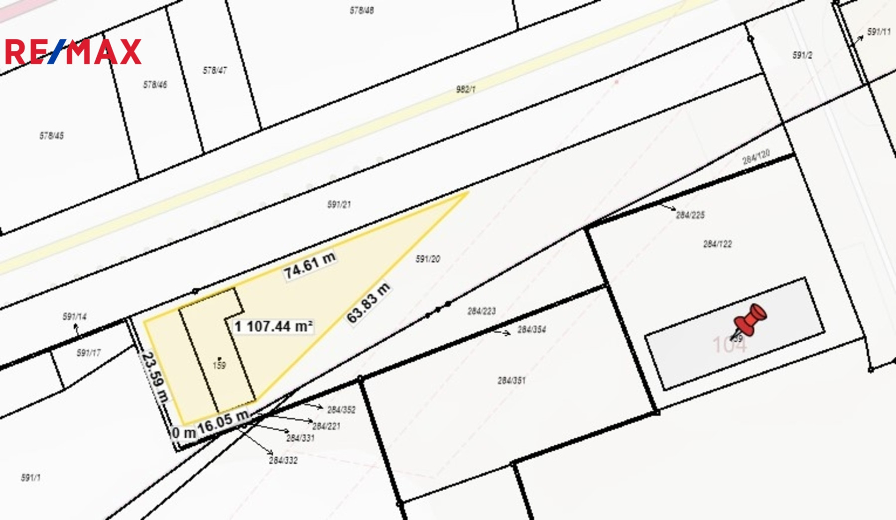 Prodej komerčního pozemku 3797 m2 u dálnice D5, Beroun - Chlustina