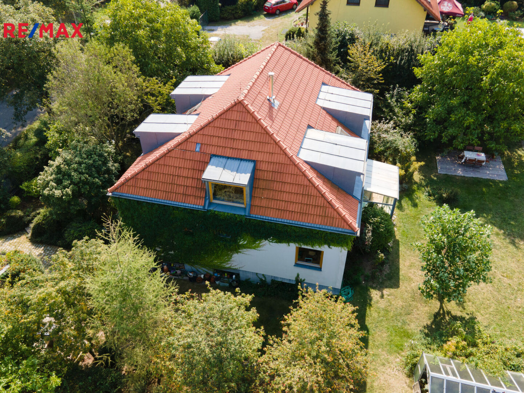 Nabídka rodinného domu 5+2 se zahradou 1040 m2, Svárov