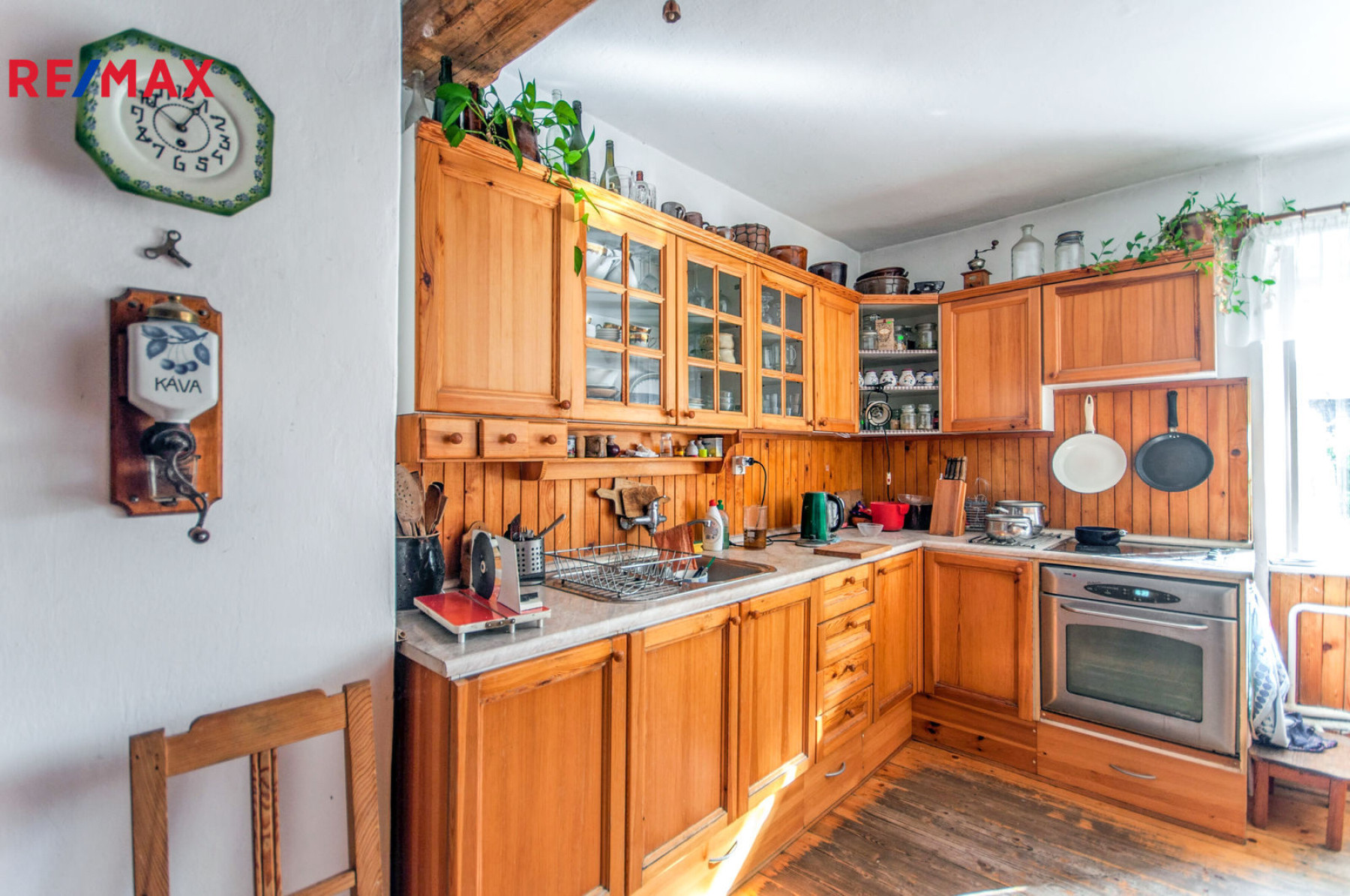 Prodej rodinného domu (bývalý mlýn) se zahradou 452m2, Český Dub IV