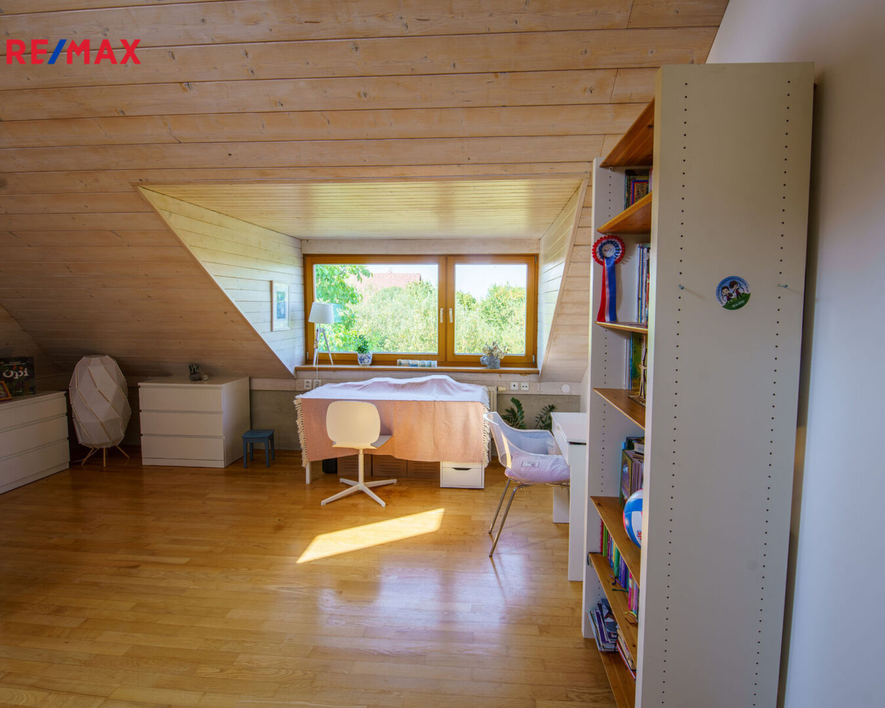 Nabídka rodinného domu 5+2 se zahradou 1040 m2, Svárov